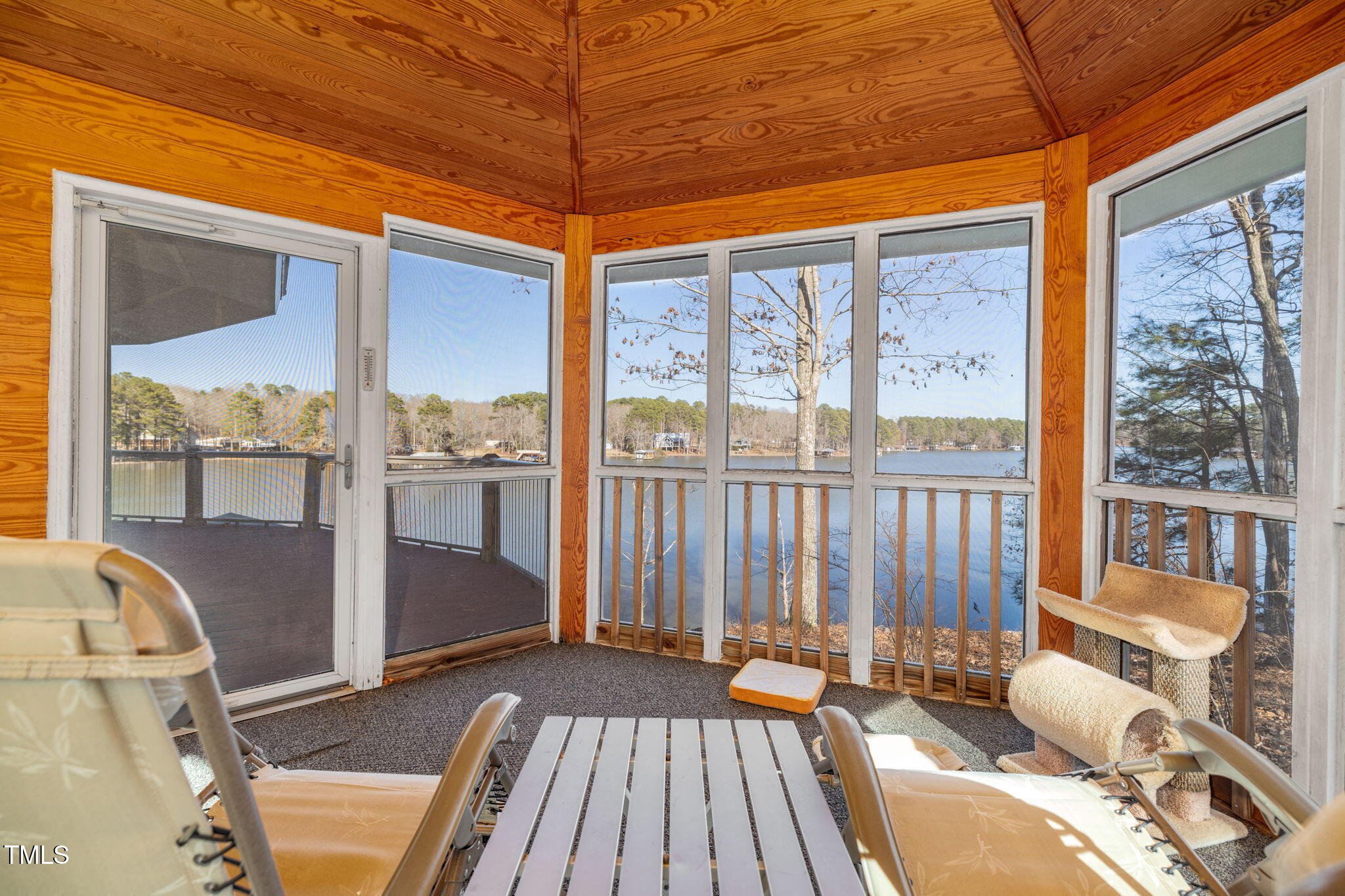 182 Songbird Creek Rd.