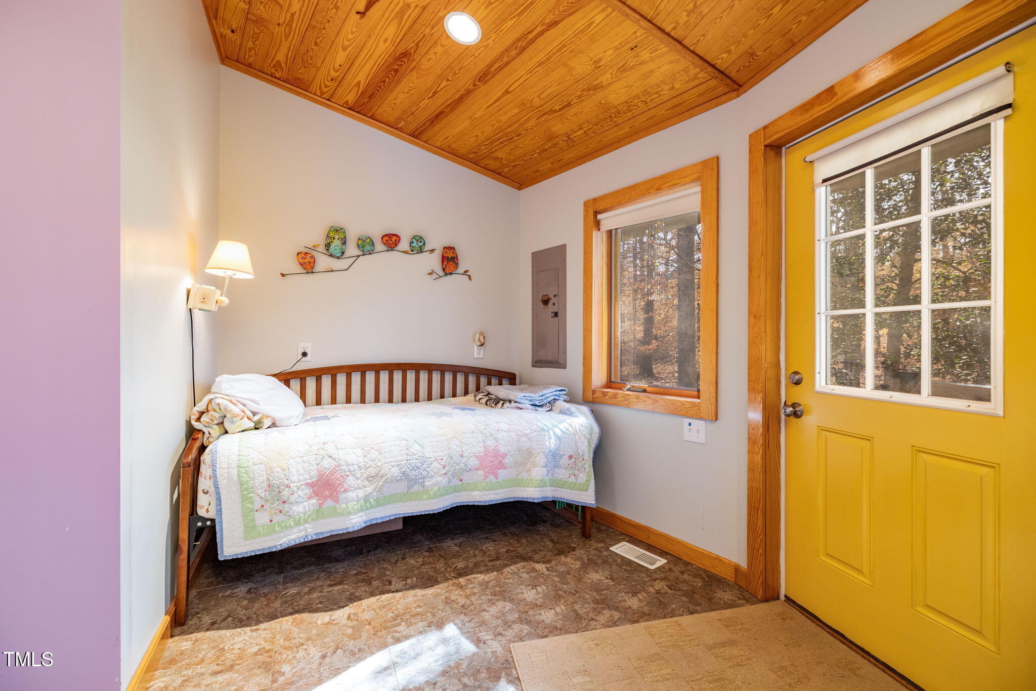 182 Songbird Creek Rd.