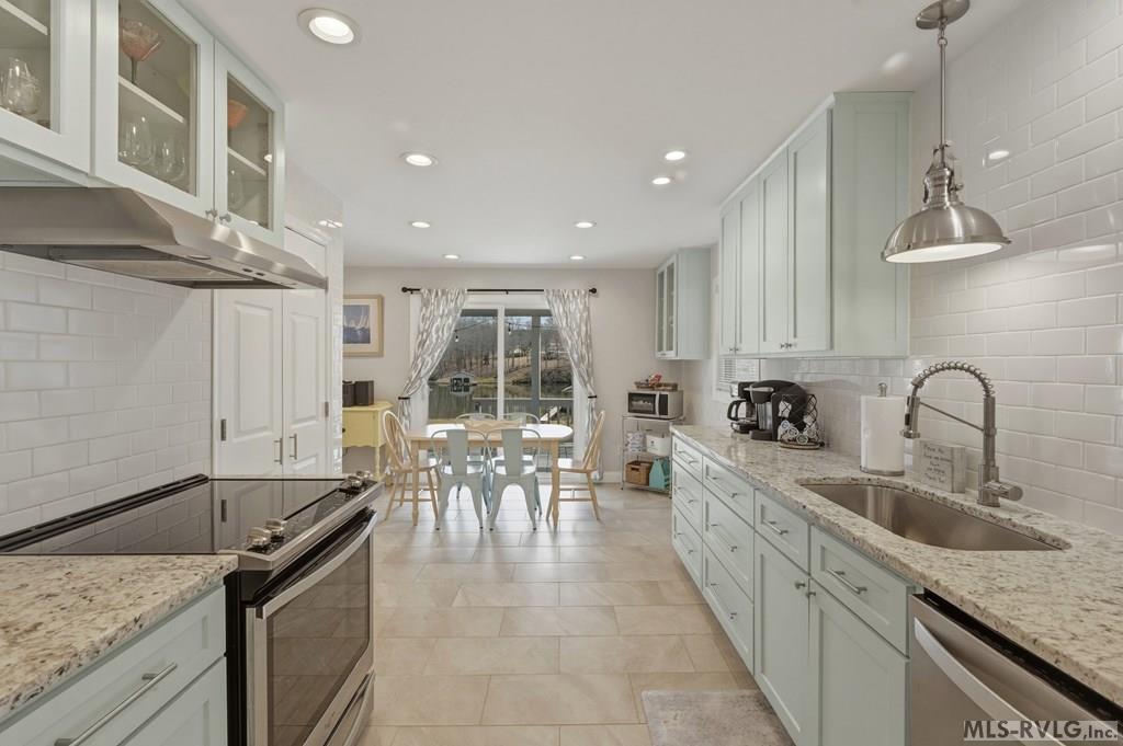 116 S Triton Point