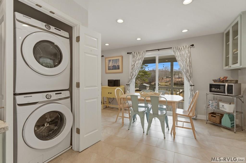 116 S Triton Point