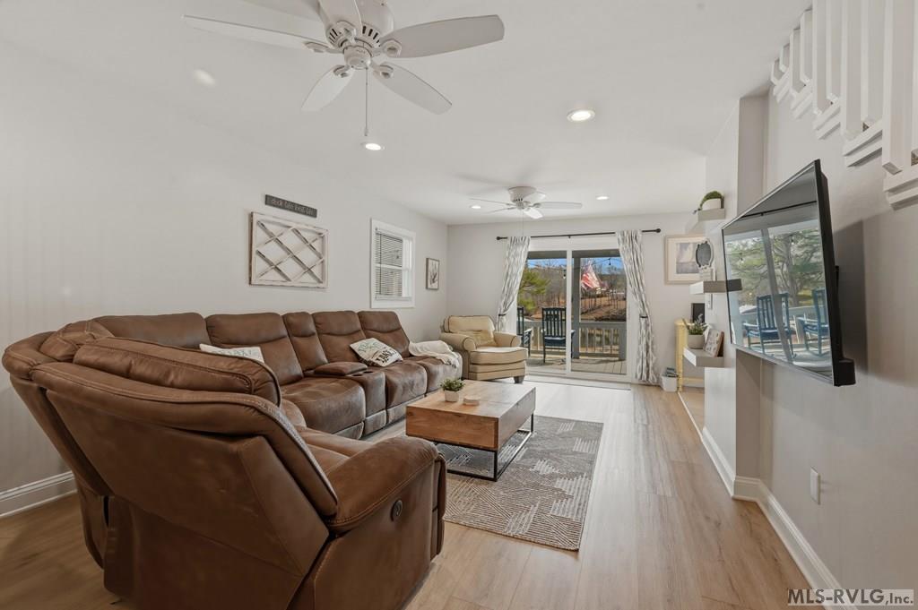 116 S Triton Point