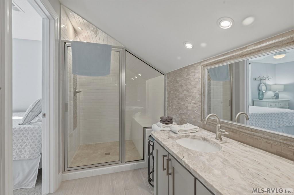 116 S Triton Point