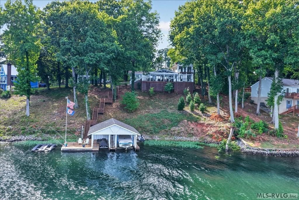 123 Pine Court