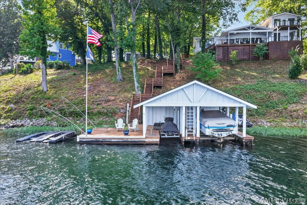 123 Pine Court