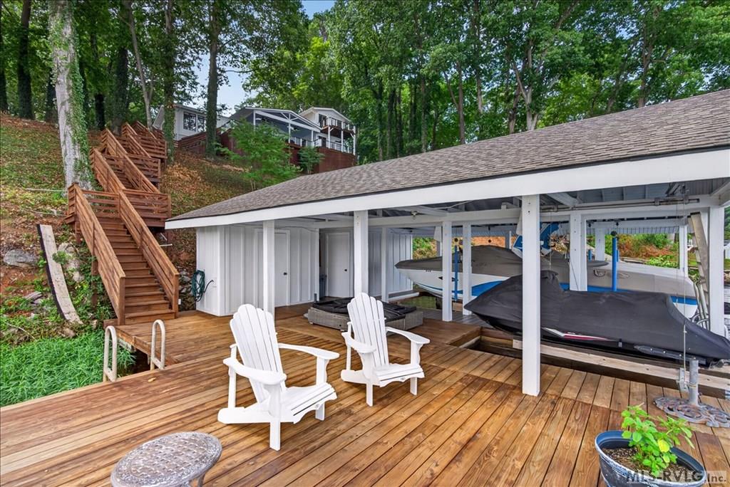 123 Pine Court