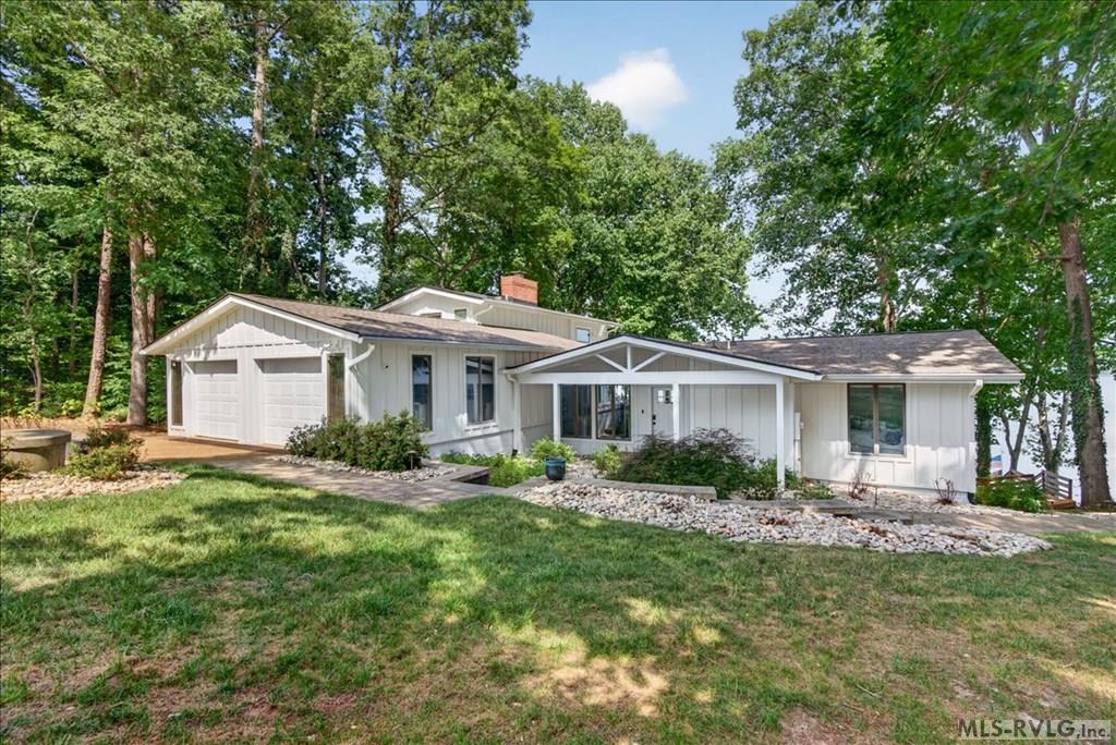 123 Pine Court