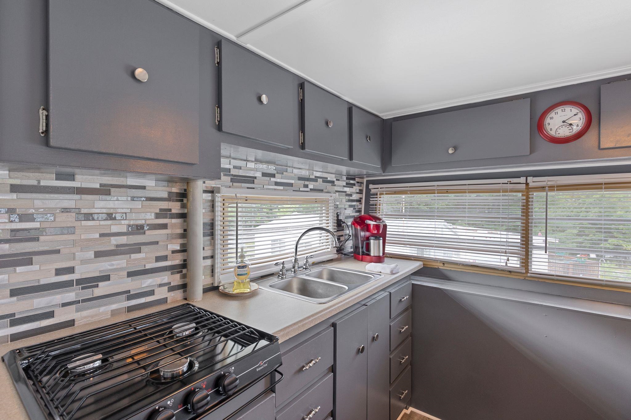 728 Scenic Road Unit: 109