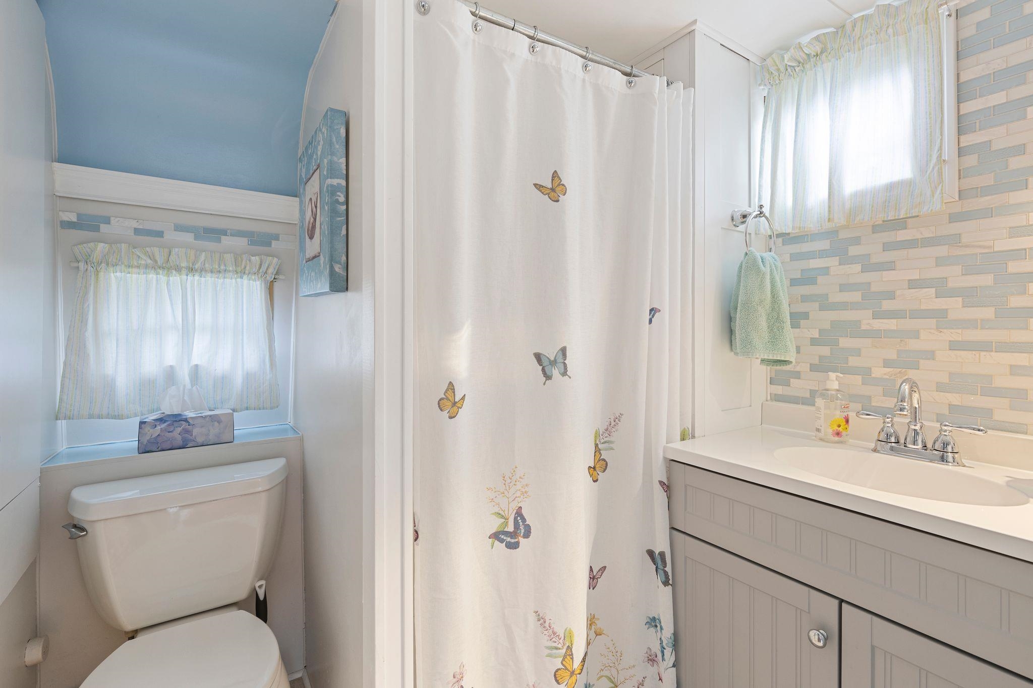 728 Scenic Road Unit: 109