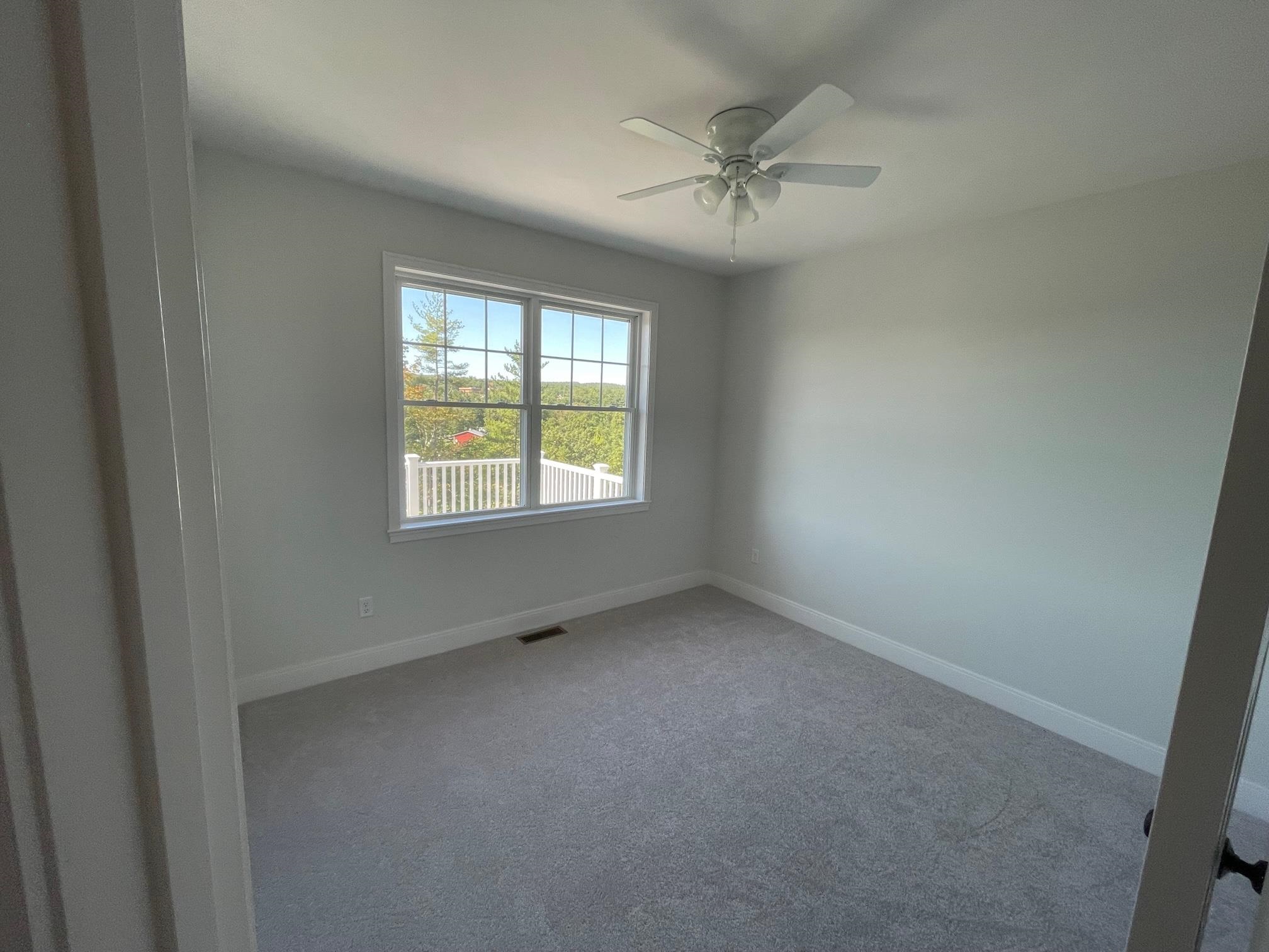 22 HUMMINGBIRD Drive
