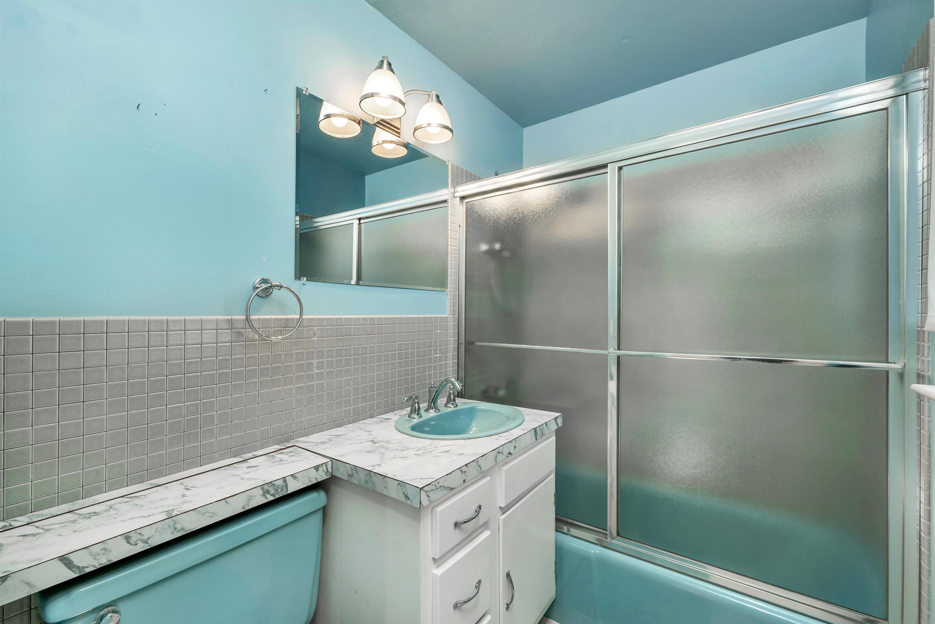 883 Weirs Boulevard Unit 4