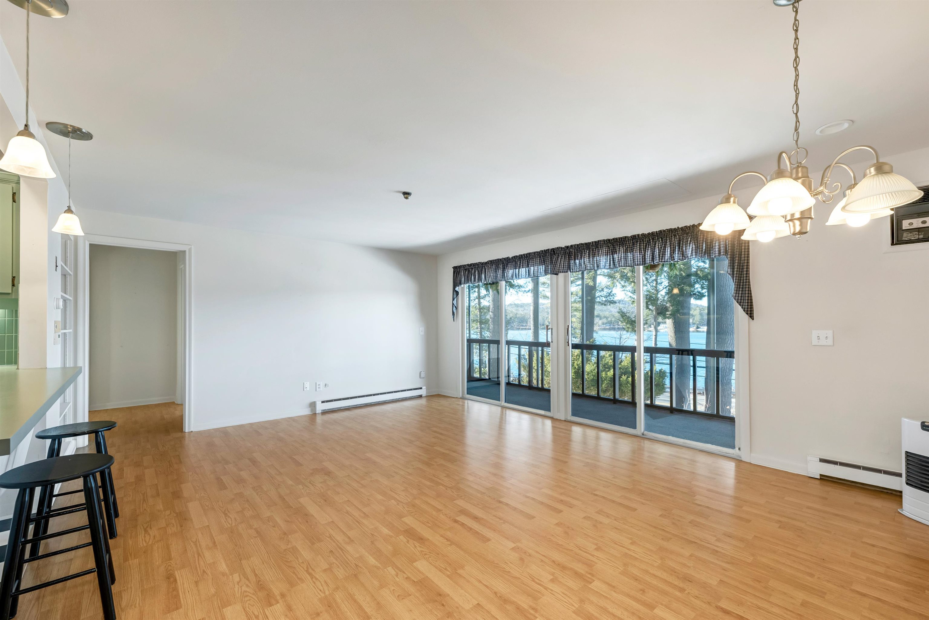 883 Weirs Boulevard Unit 4