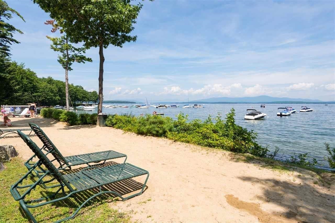 2696 Lake Shore Road Unit: 8
