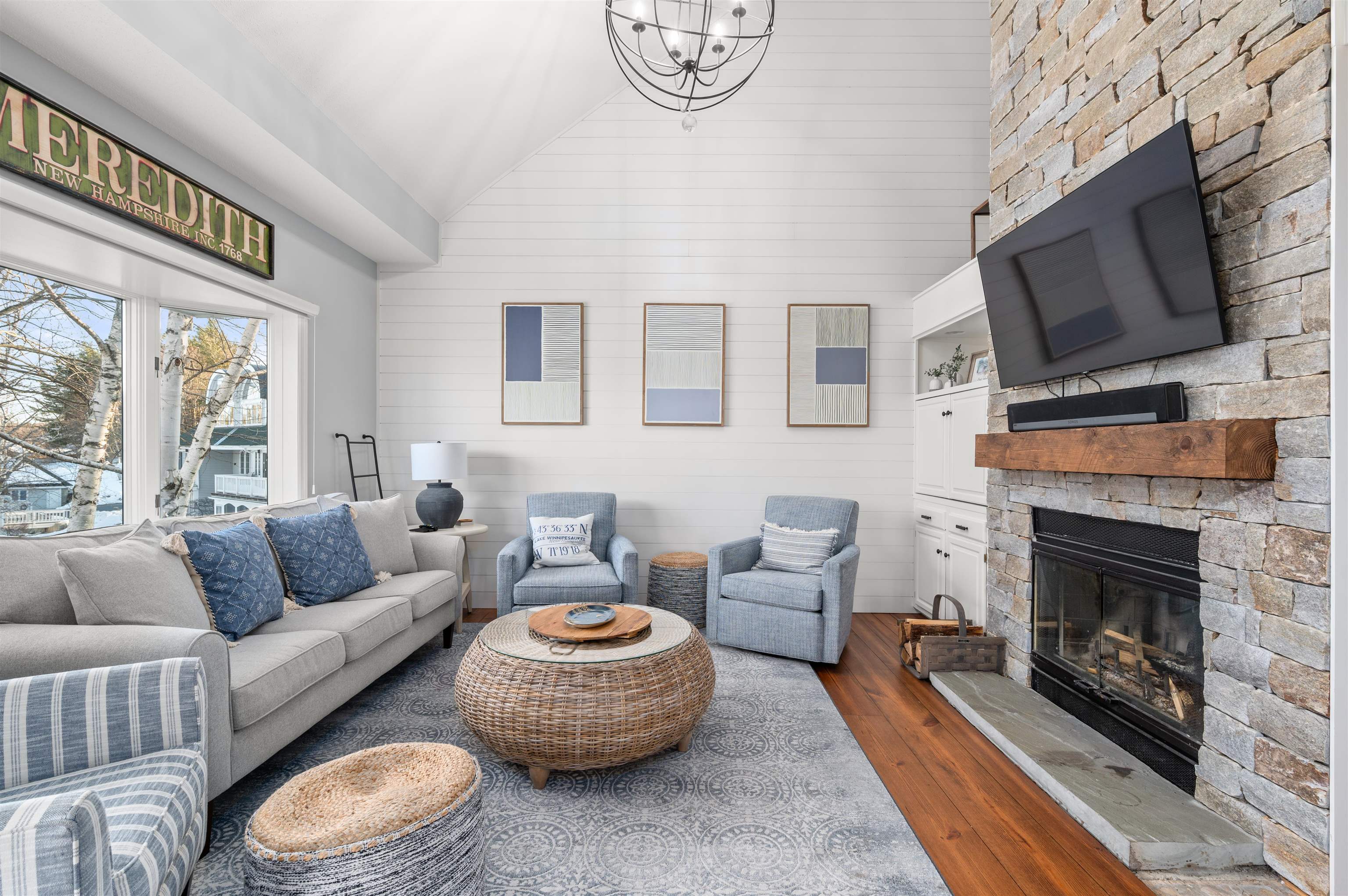 3 Rocky Point Lane