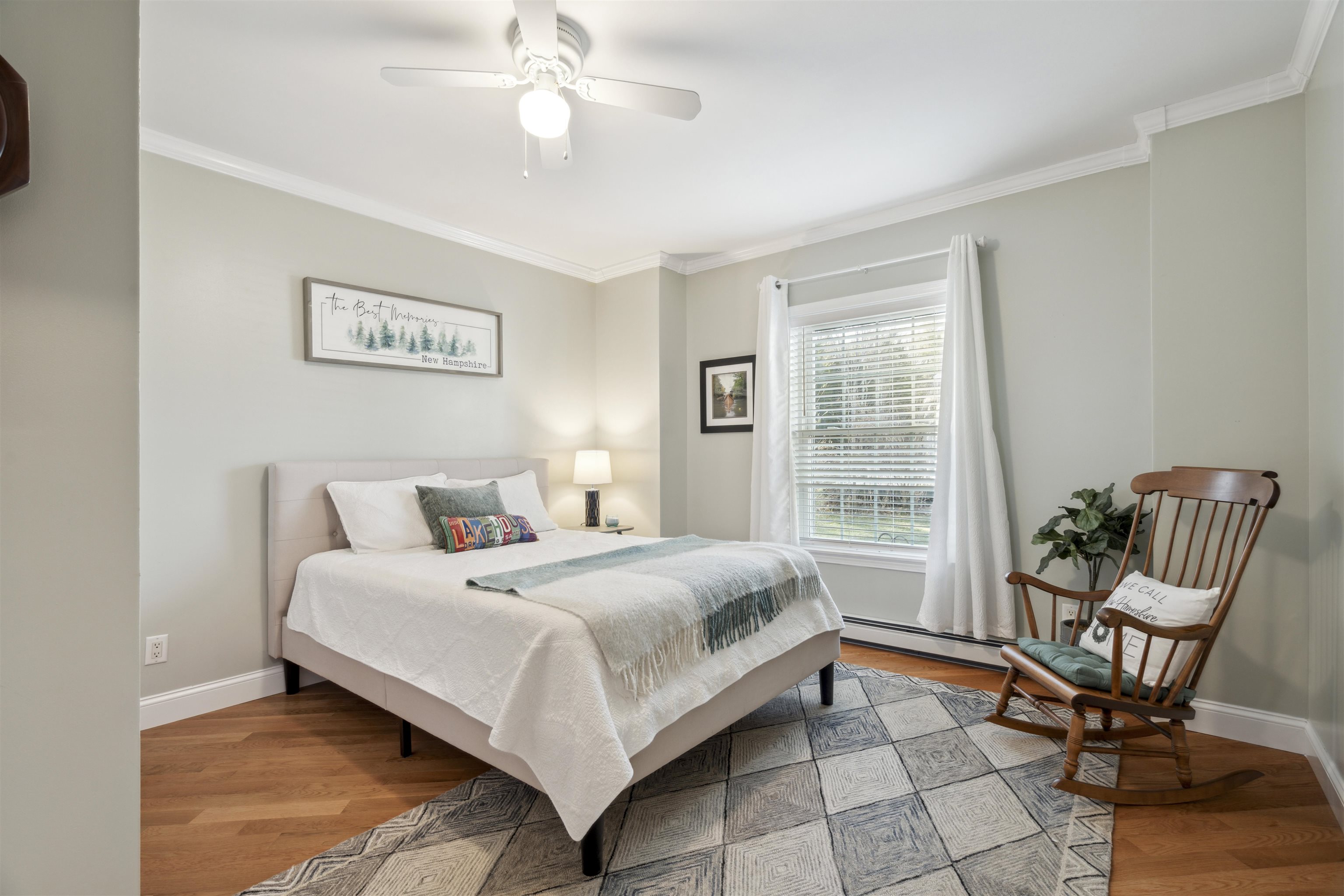 4 Acorn Place