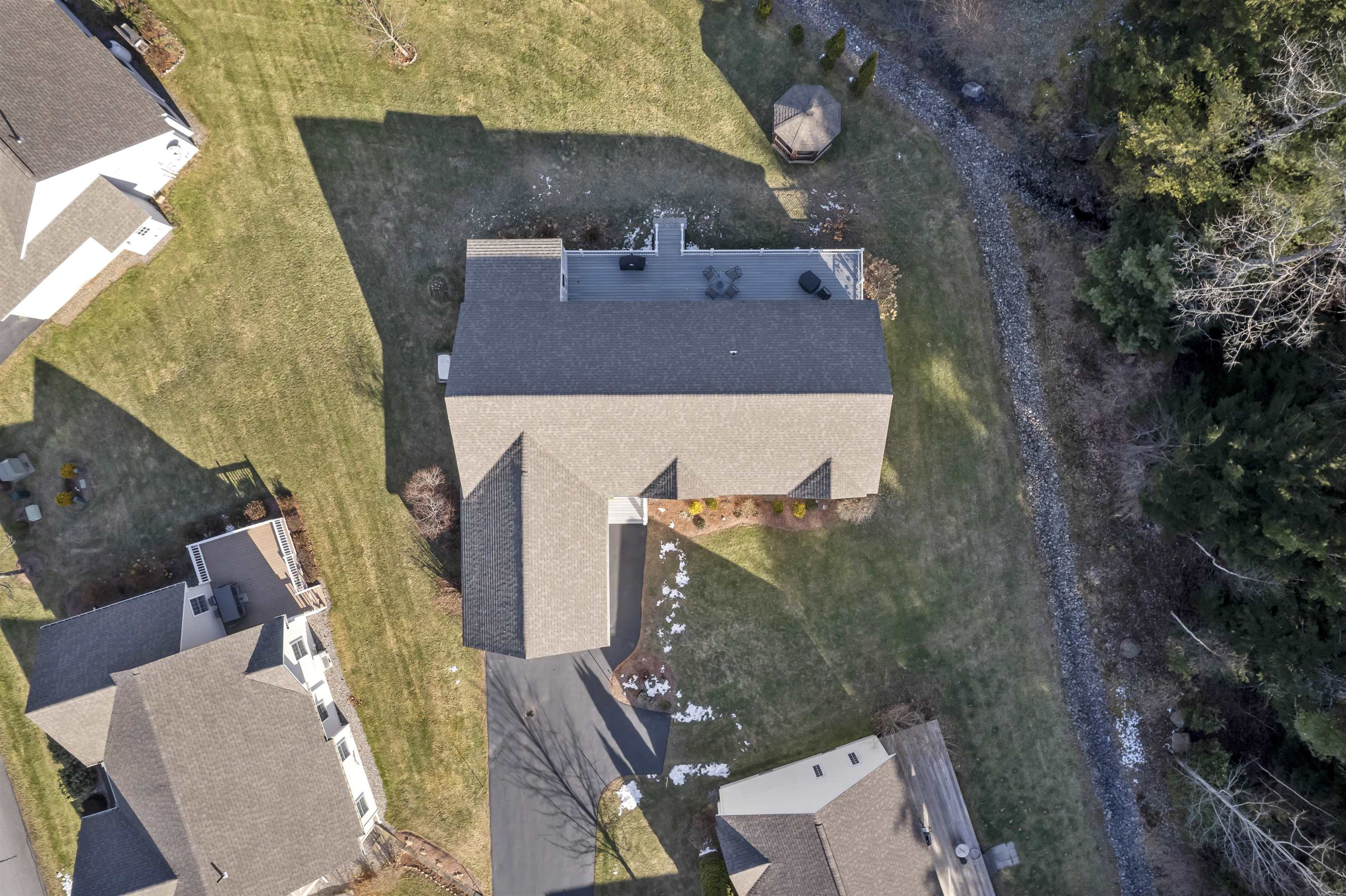 4 Acorn Place