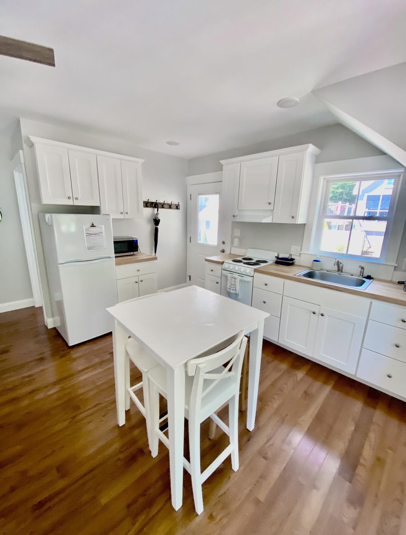106 Dockham Shore Road