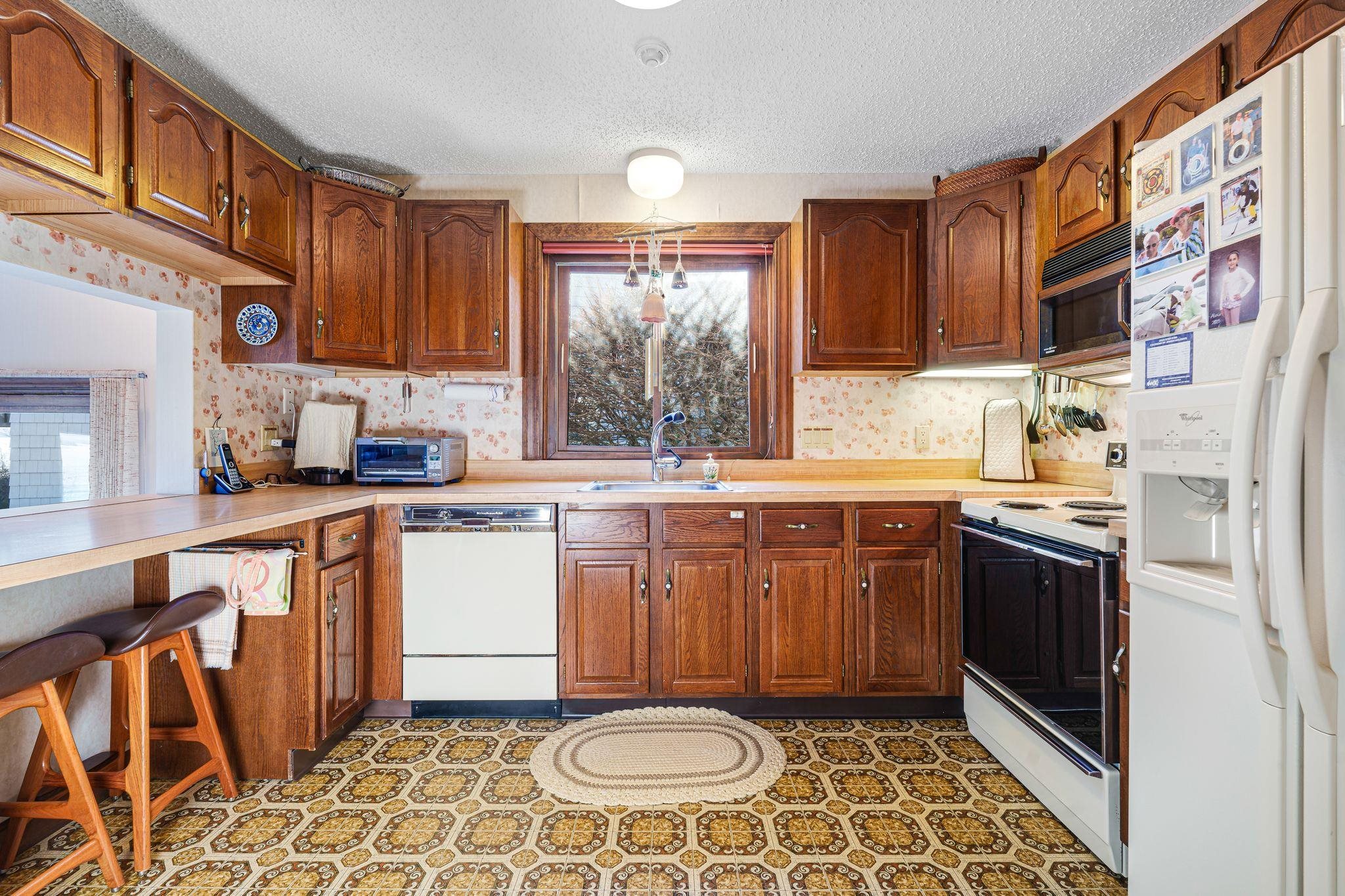 170 Belknap Point Road Unit: 16