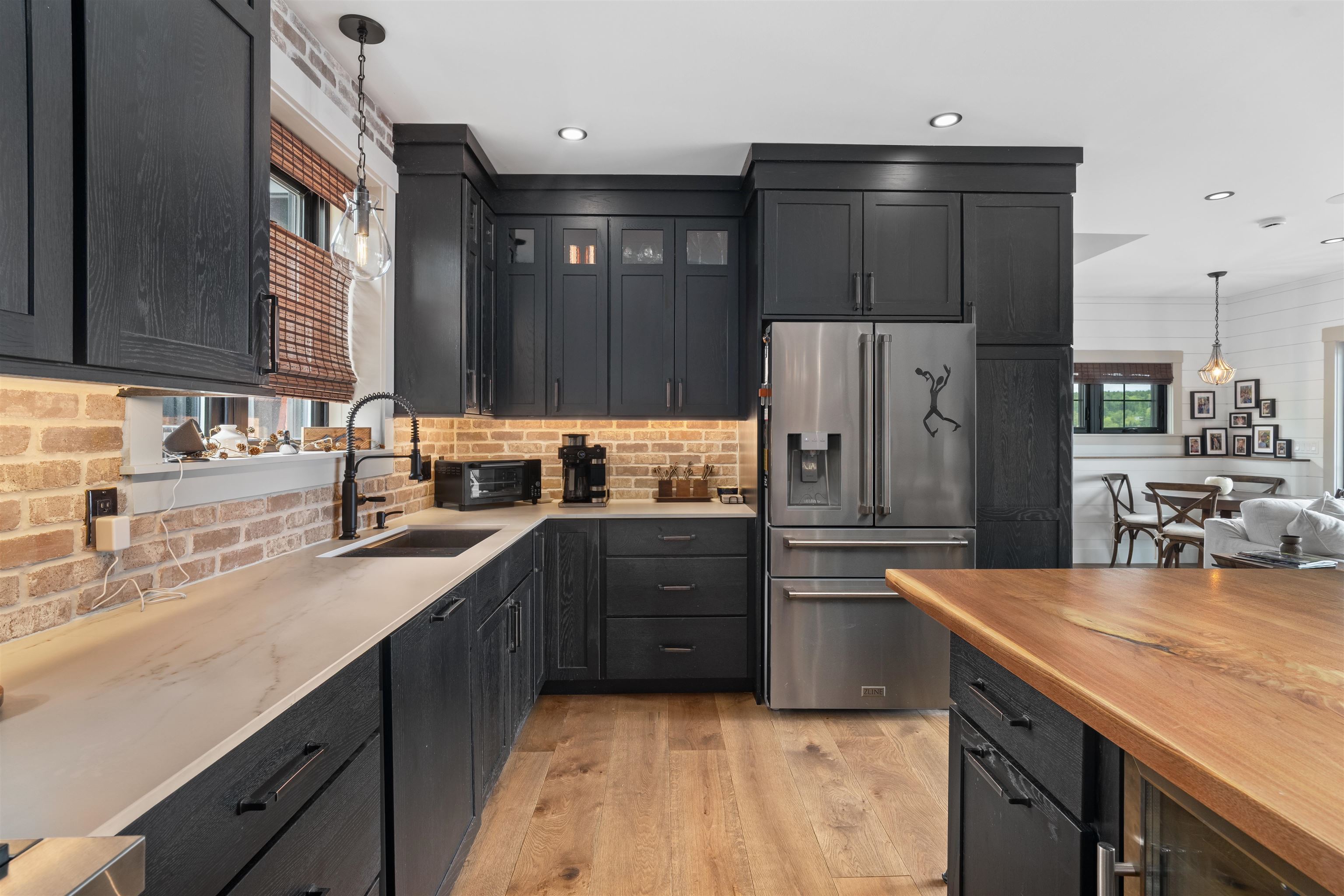 602 Endicott Street Unit: 2