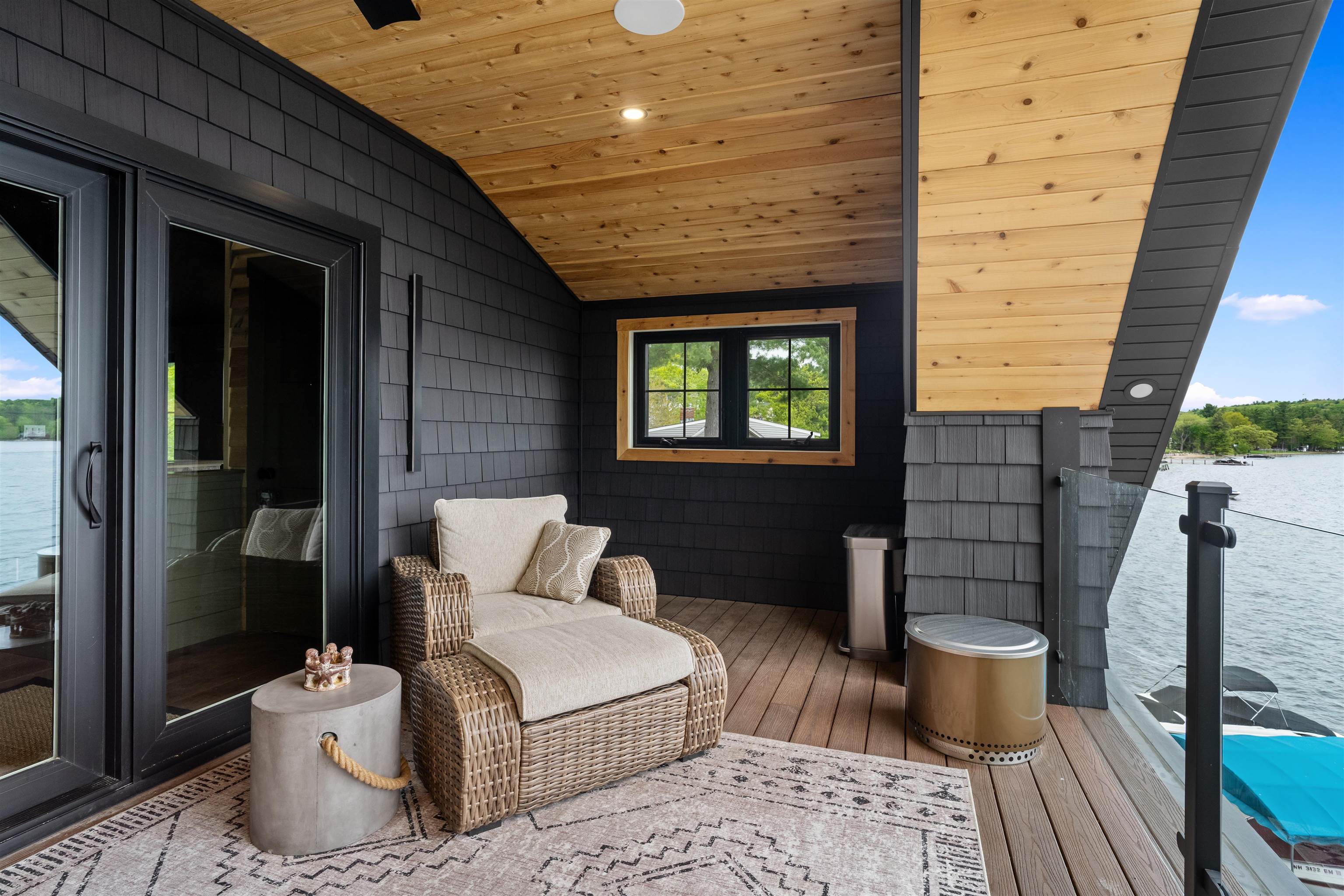 602 Endicott Street Unit: 2