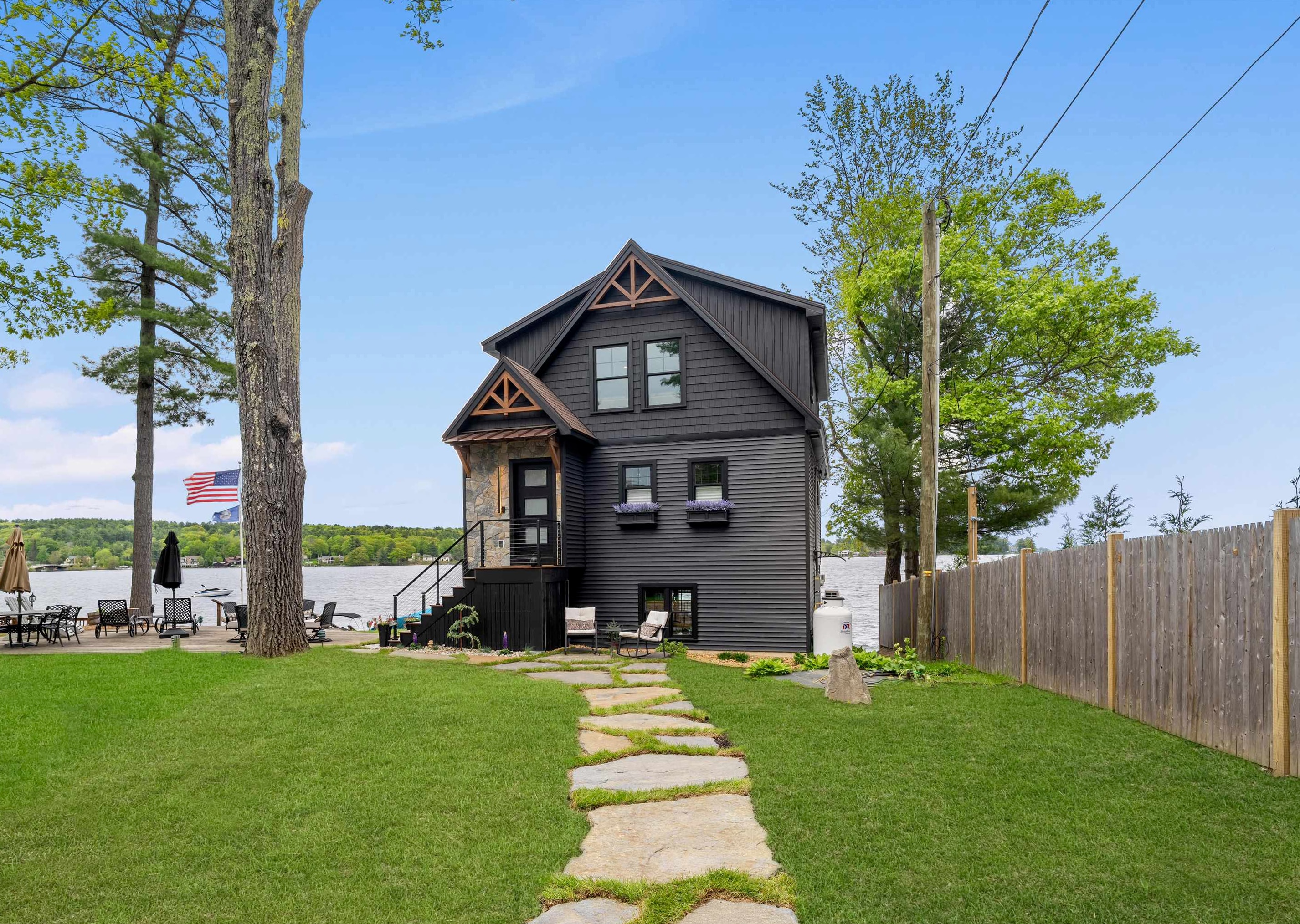 602 Endicott Street Unit: 2