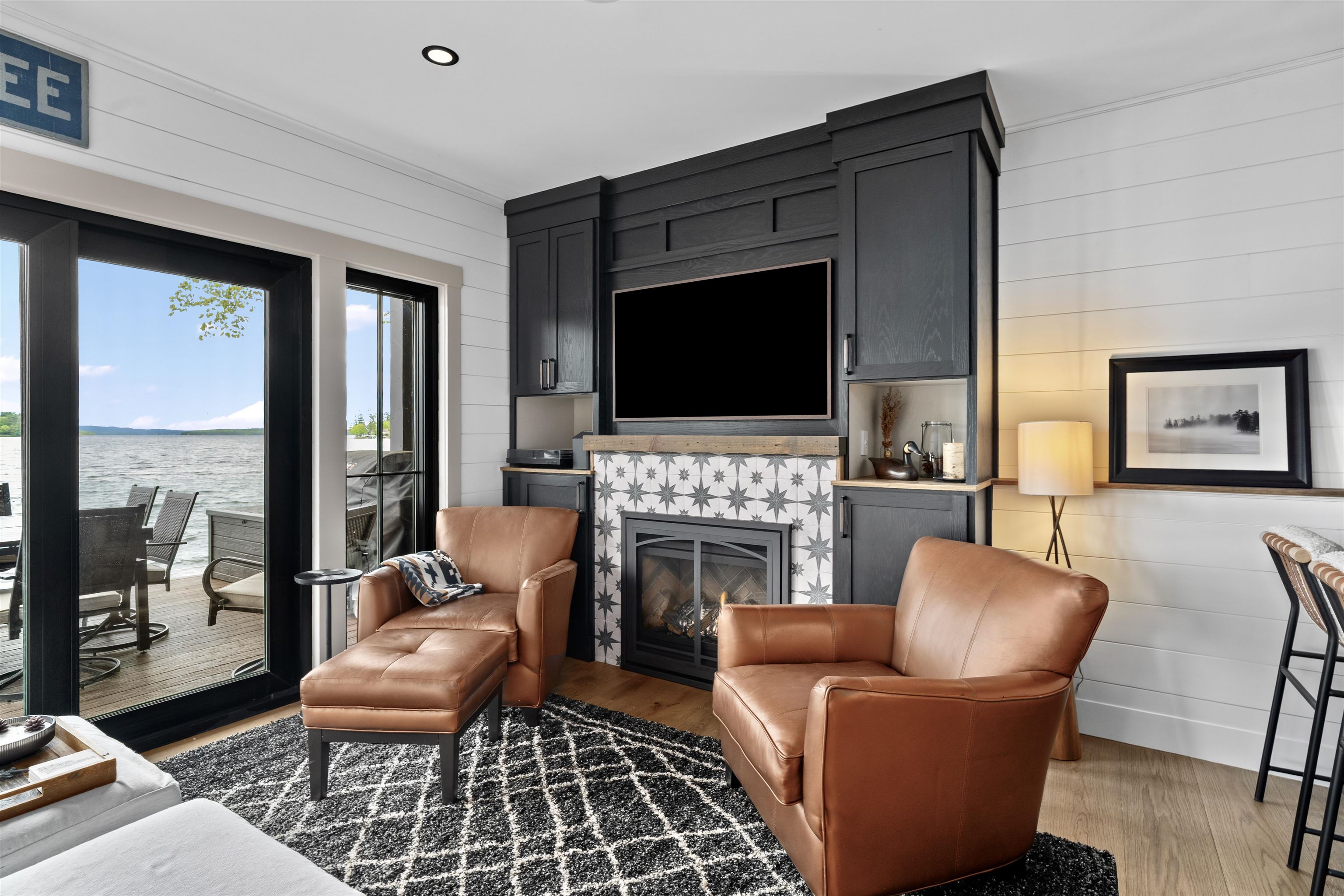 602 Endicott Street Unit: 2