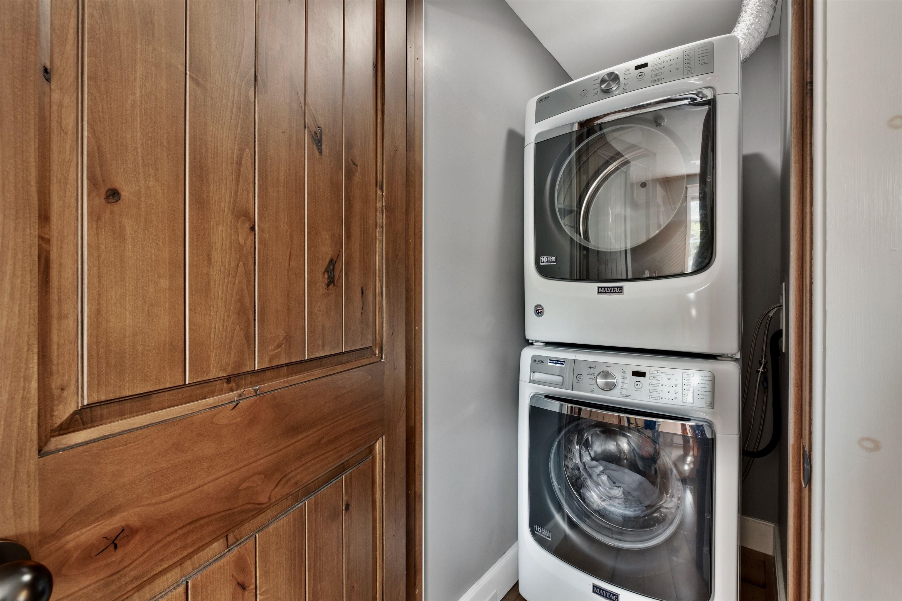 60 Weirs Road Unit: H1