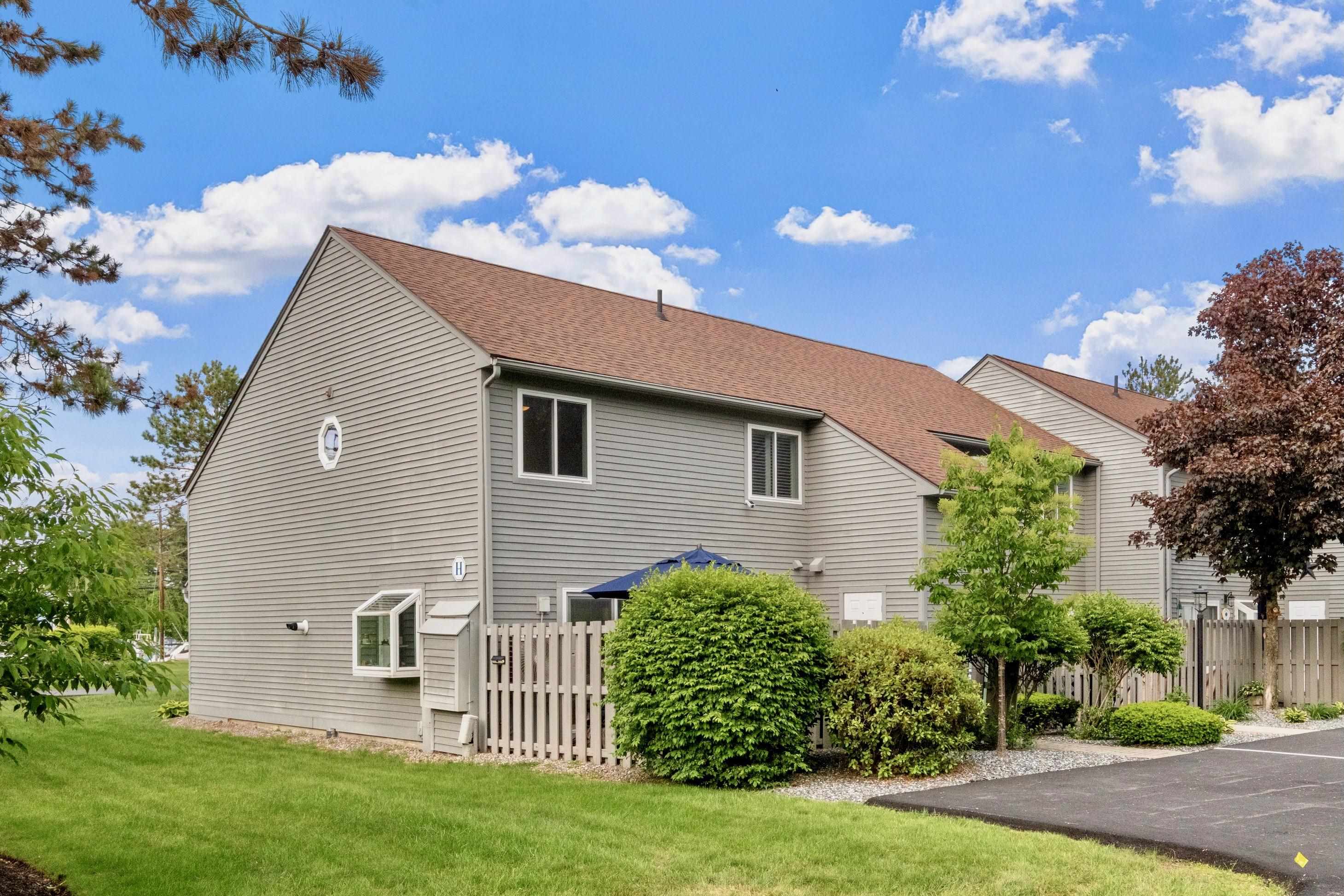 60 Weirs Road Unit: H1