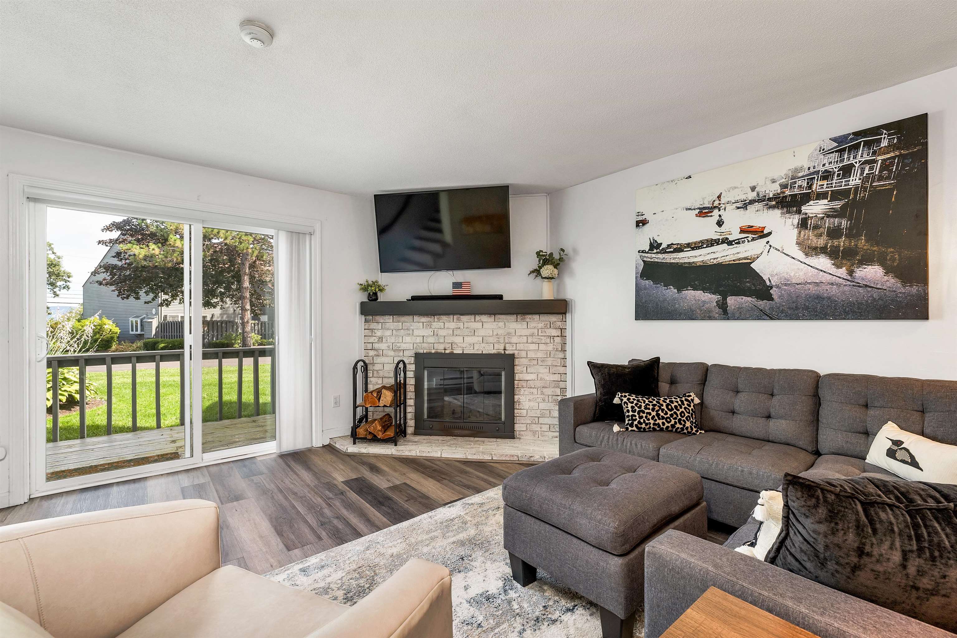 60 Weirs Road Unit: D2