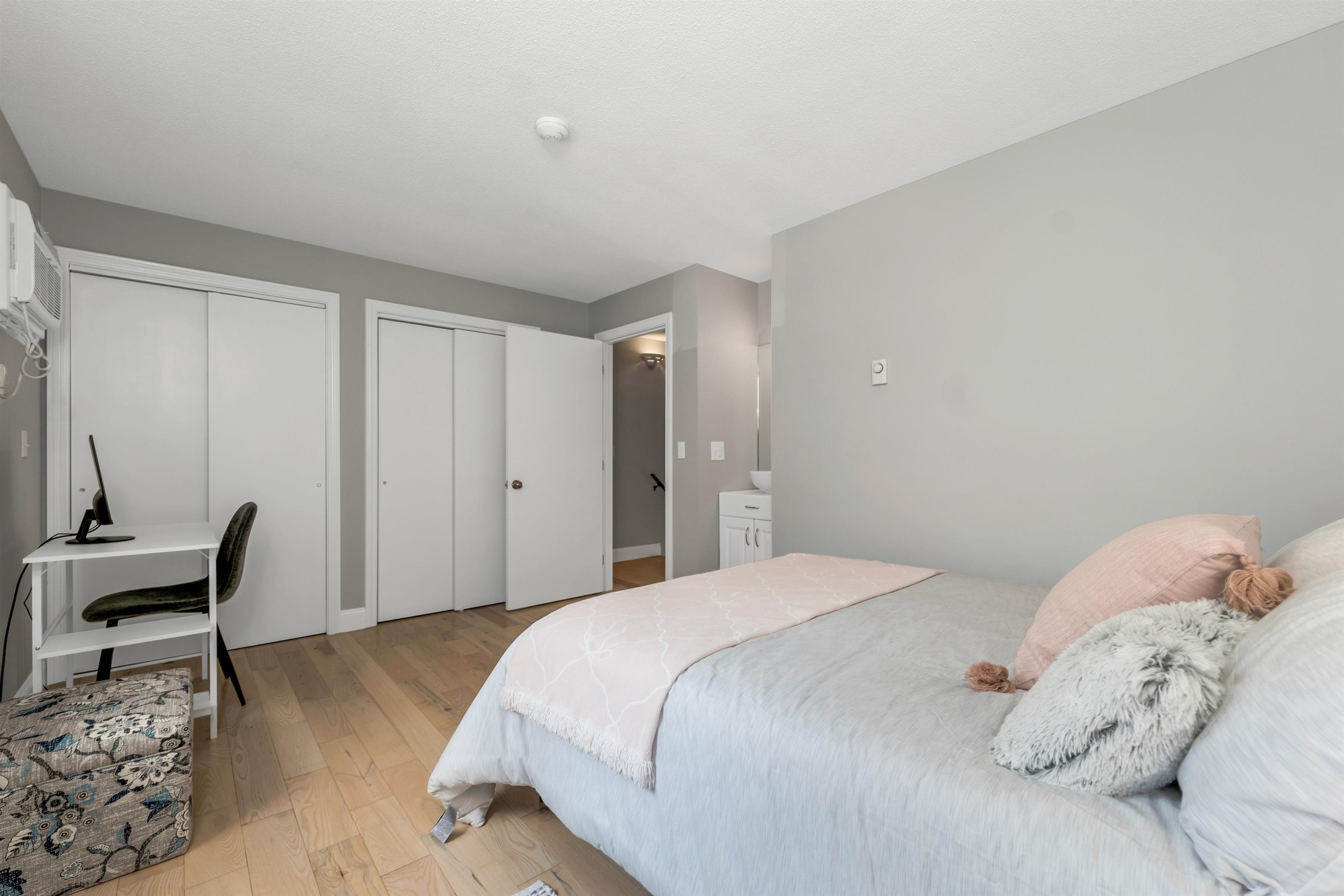 60 Weirs Road Unit: D2