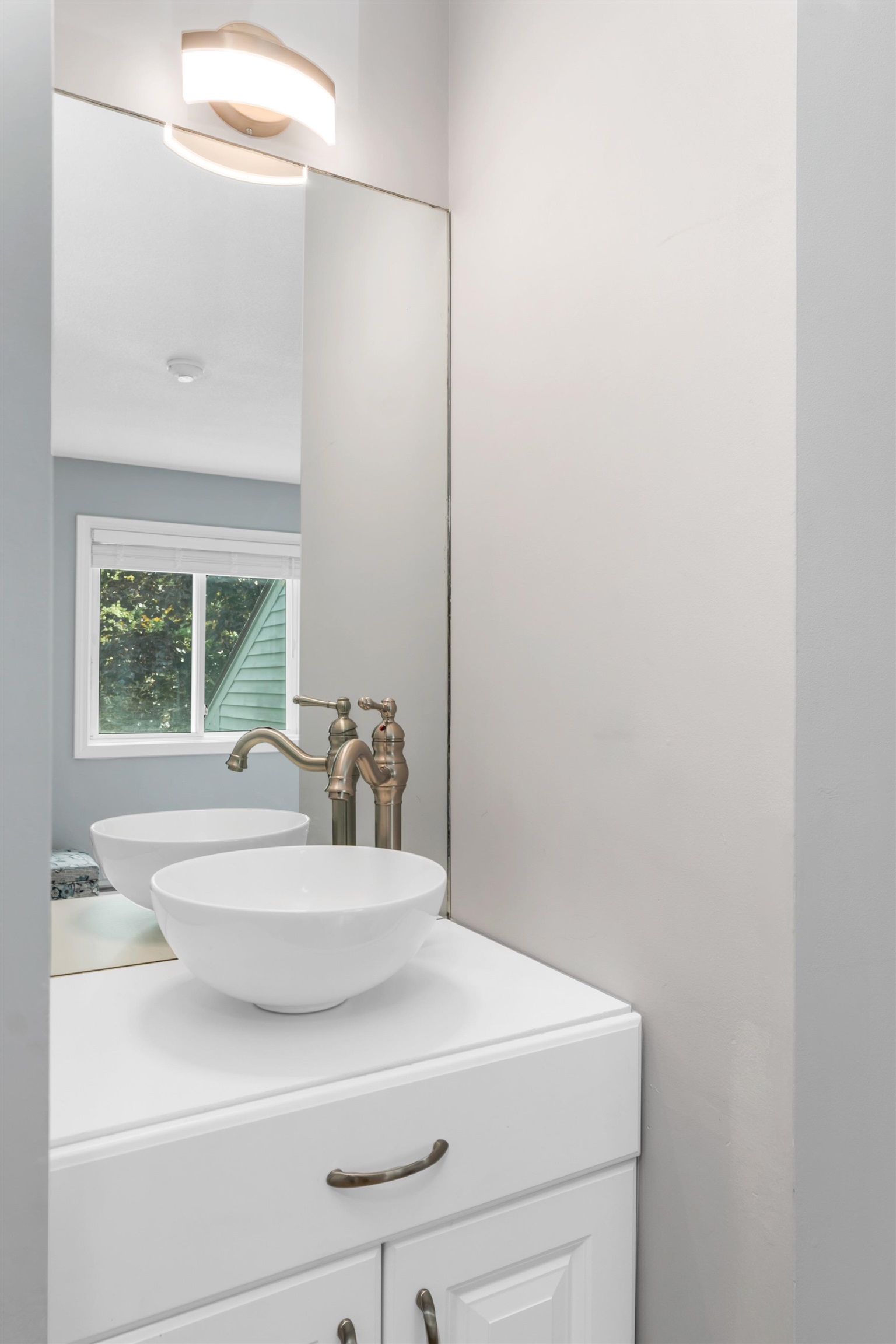 60 Weirs Road Unit: D2