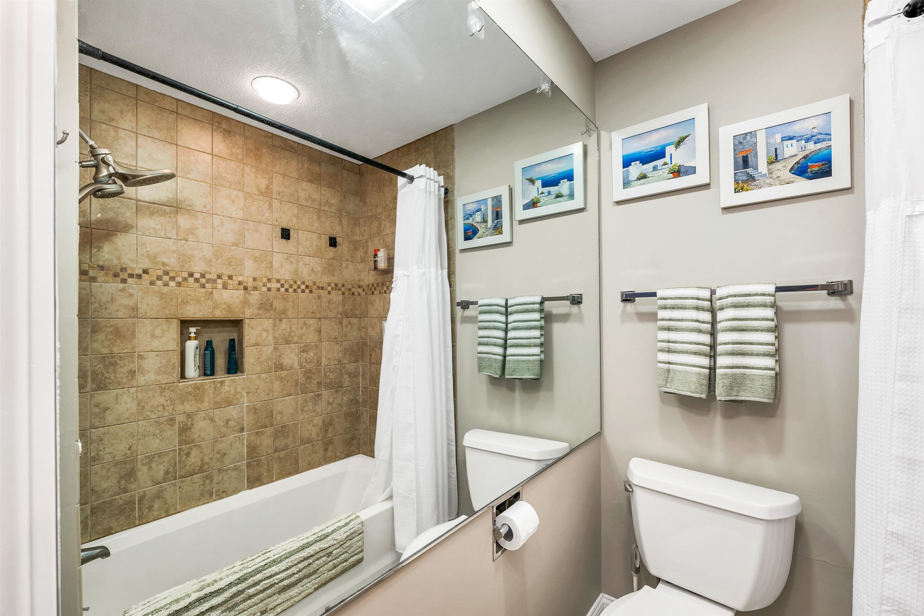 60 Weirs Road Unit: D2