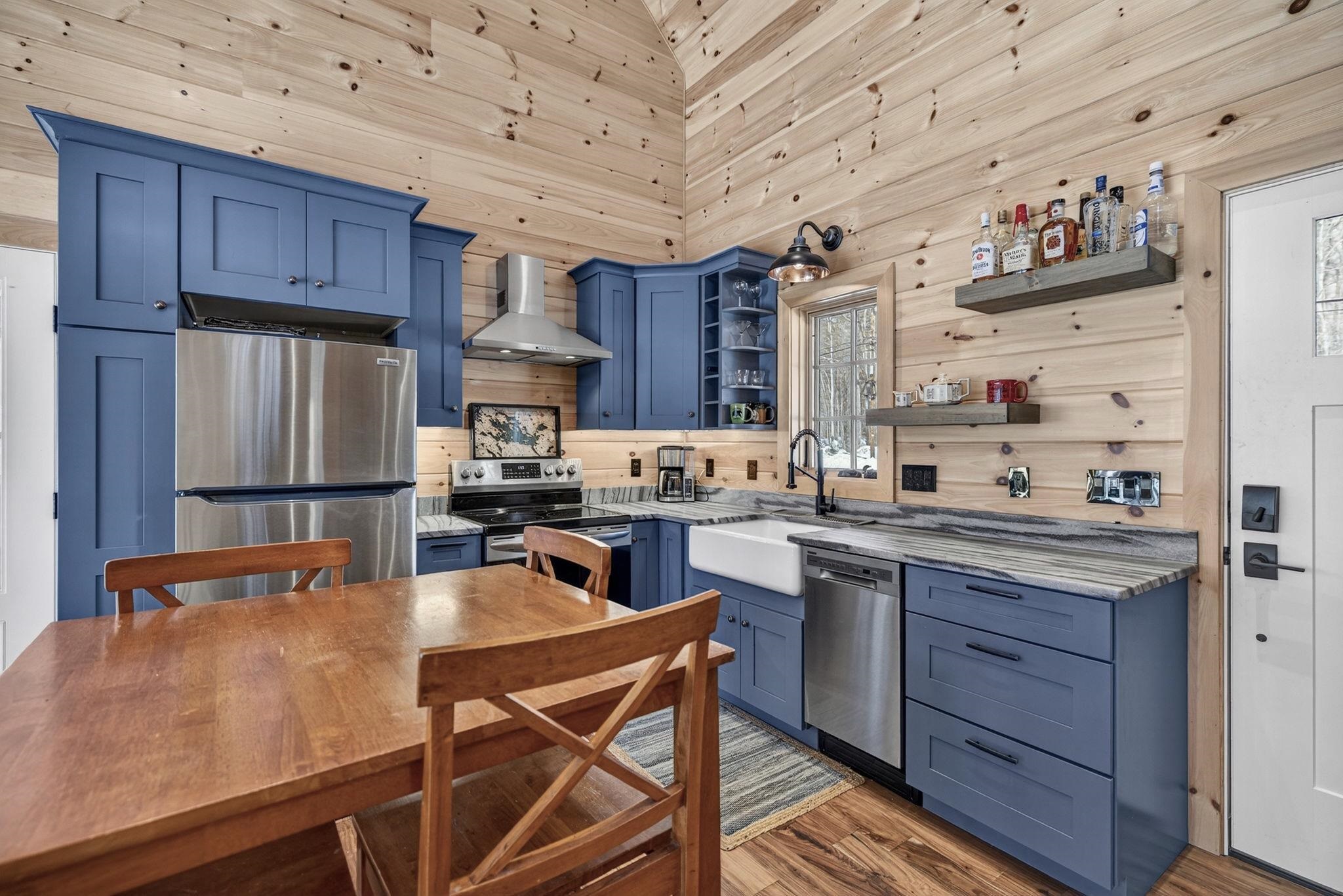 86 Governor Wentworth Highway