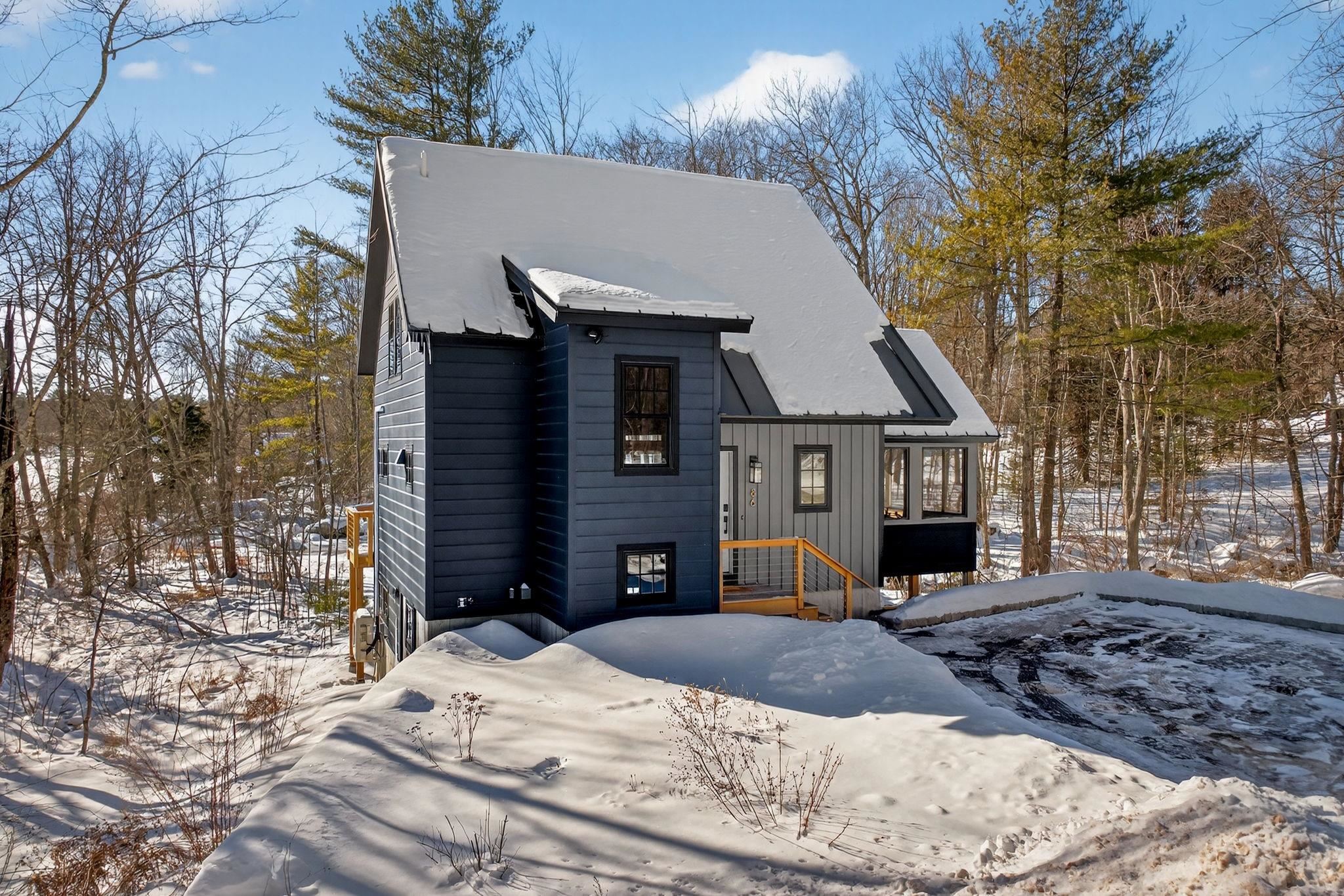 86 Governor Wentworth Highway