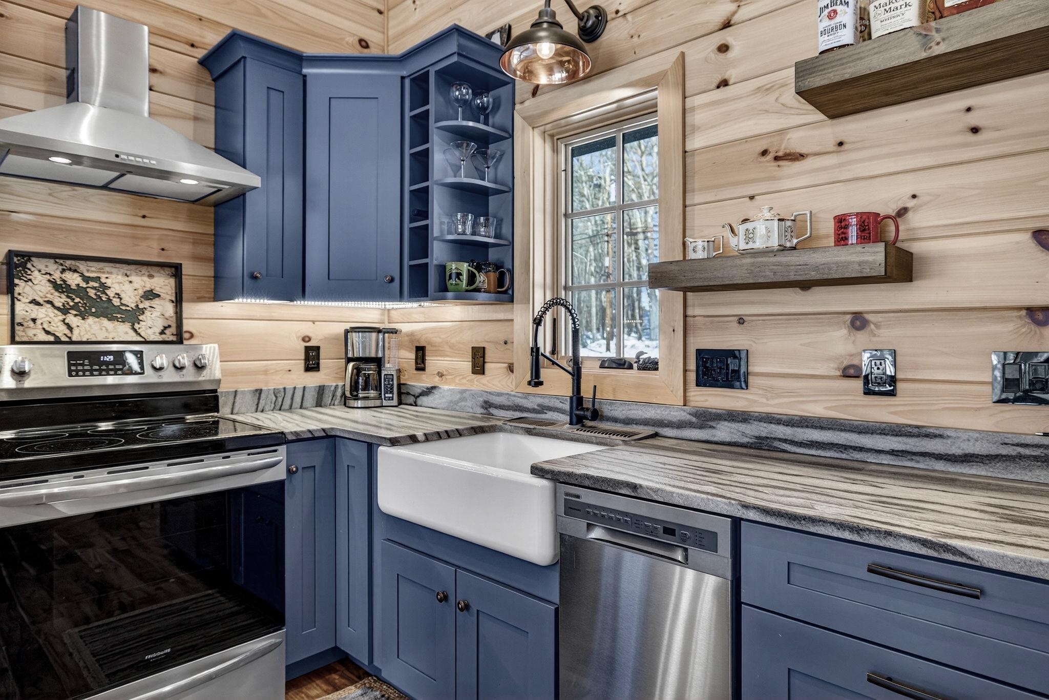 86 Governor Wentworth Highway