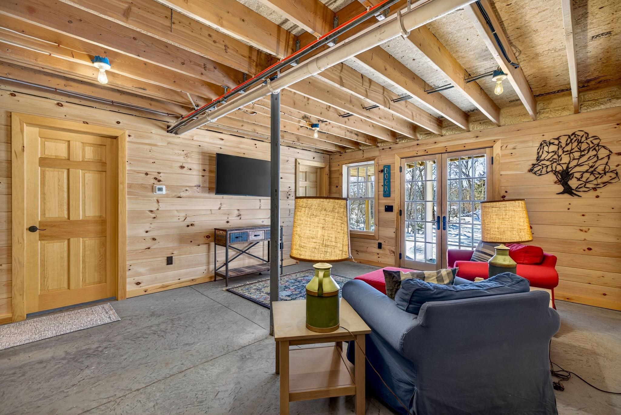 86 Governor Wentworth Highway