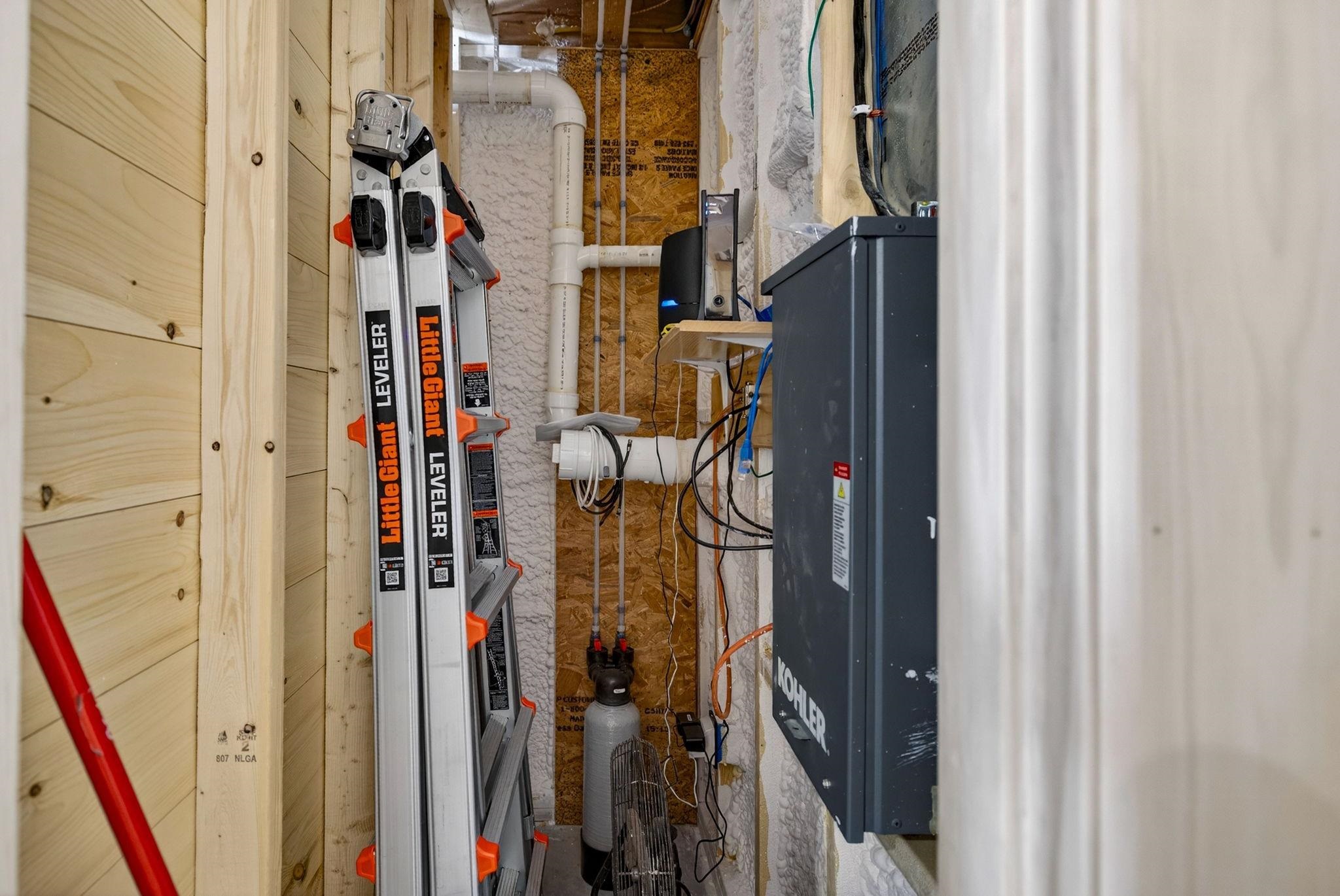 86 Governor Wentworth Highway