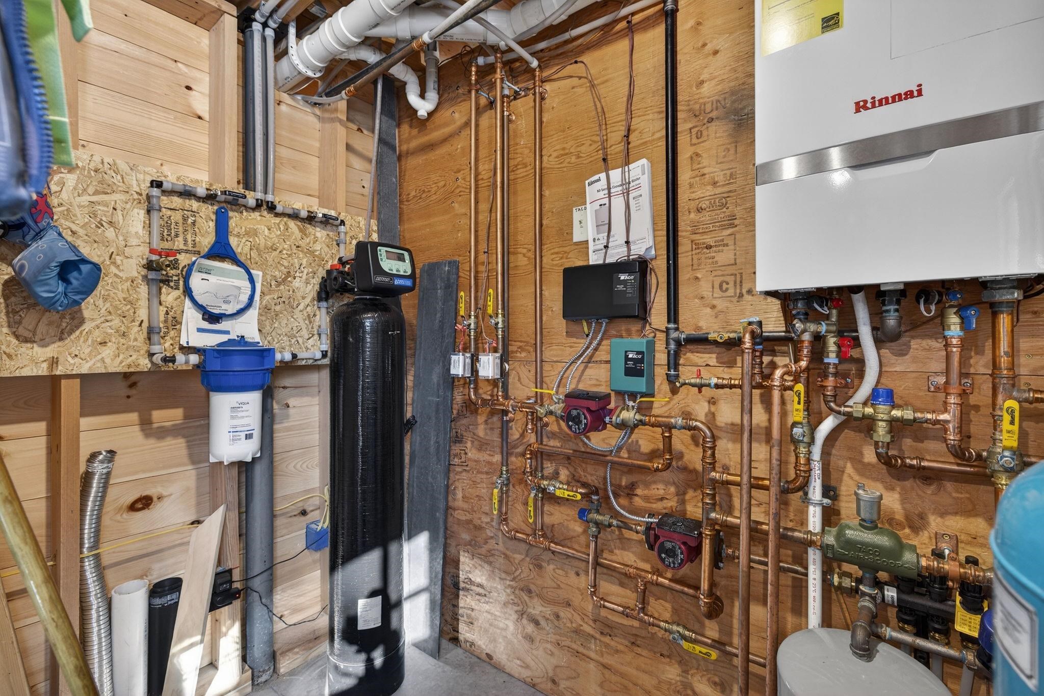 86 Governor Wentworth Highway