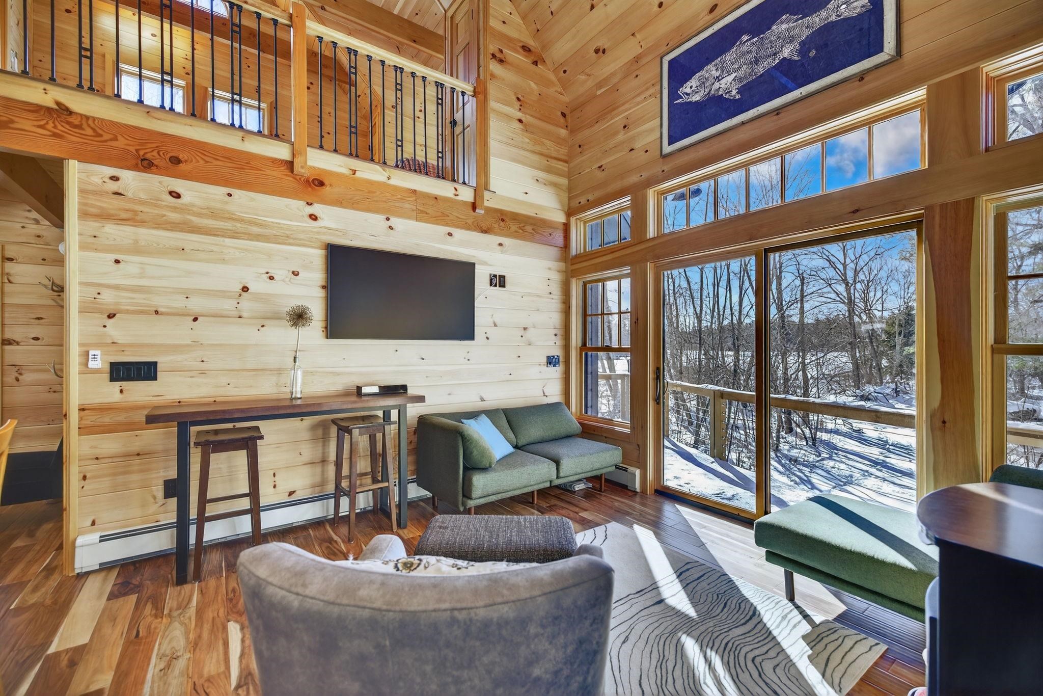 86 Governor Wentworth Highway