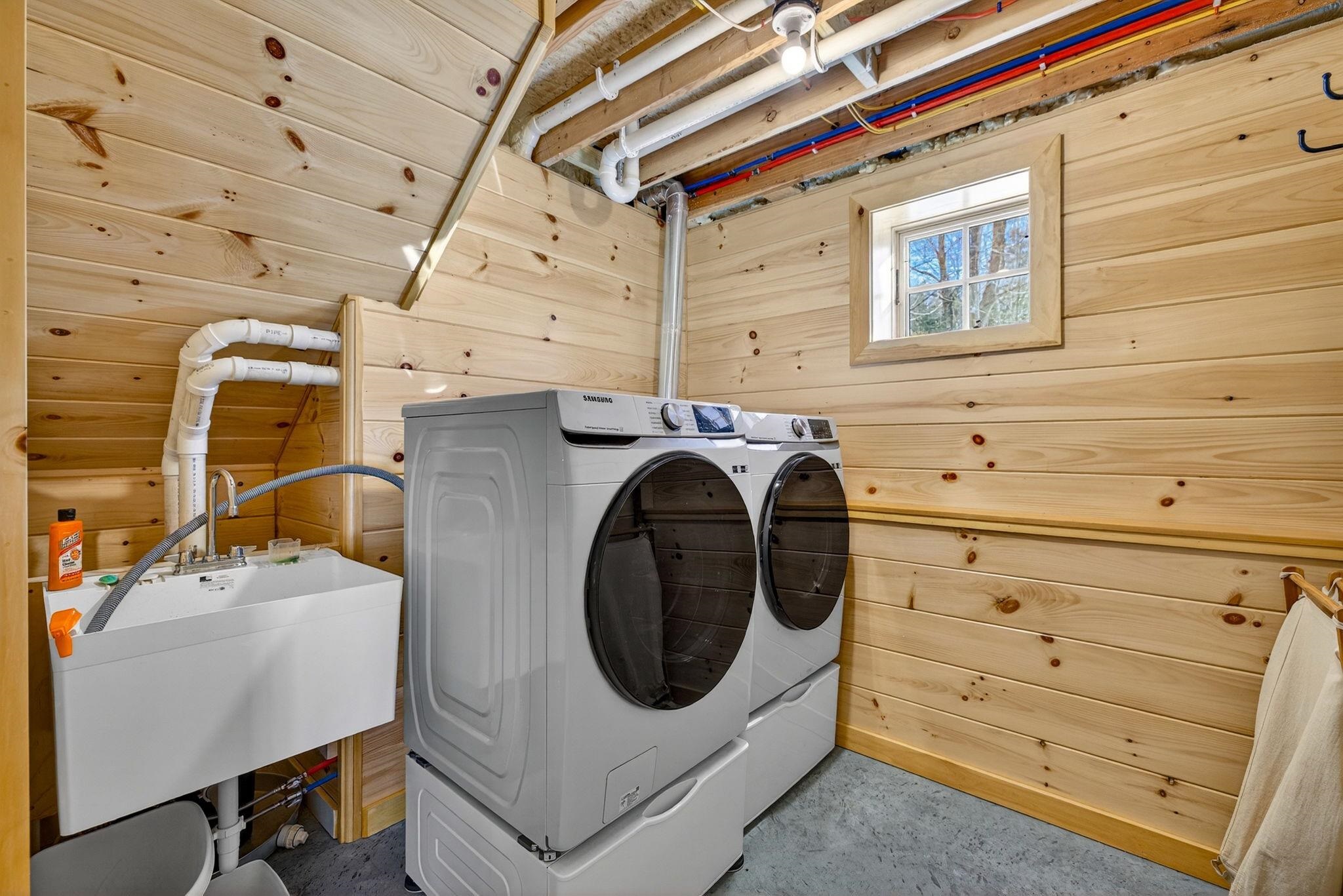 86 Governor Wentworth Highway