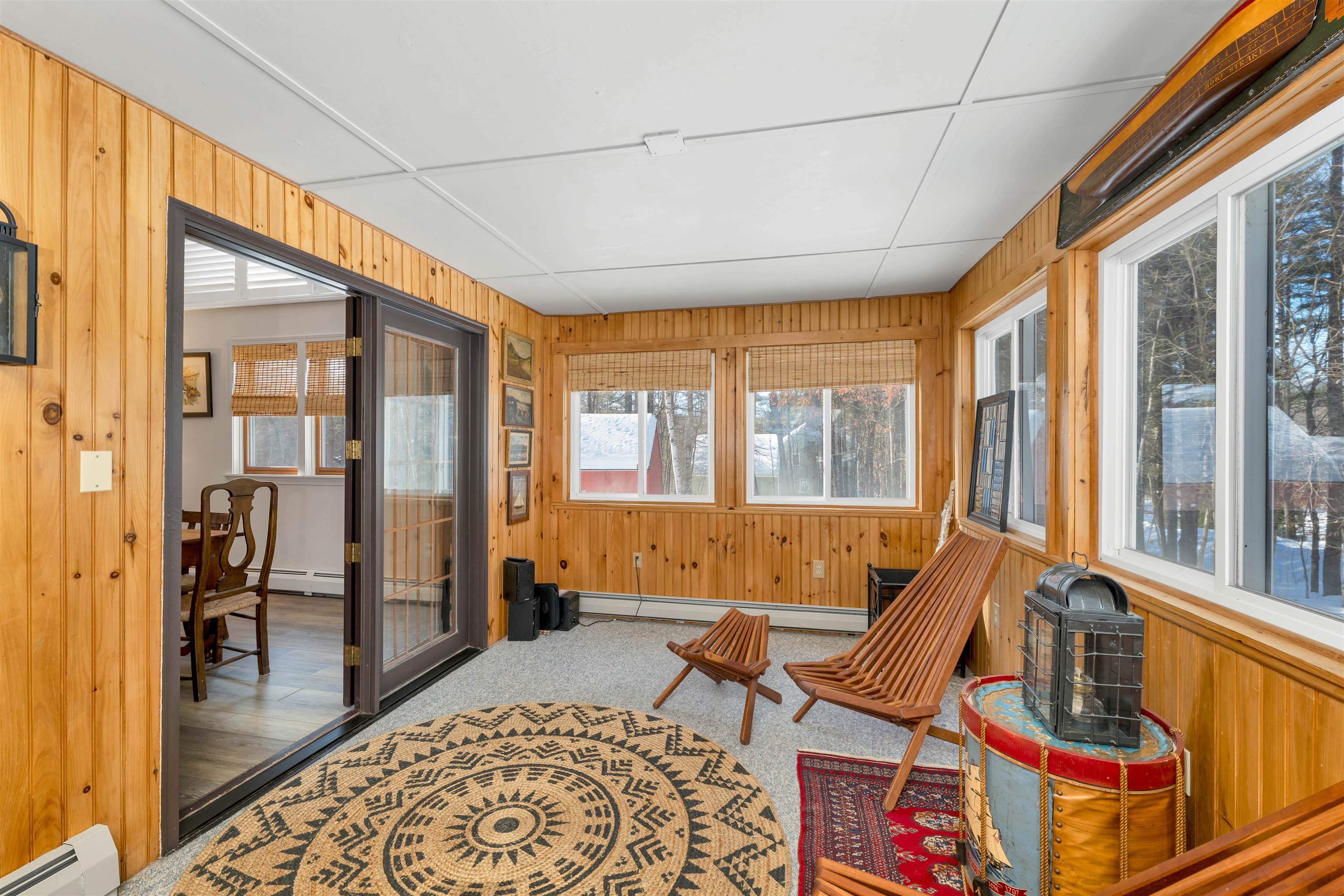 581 East Side Drive