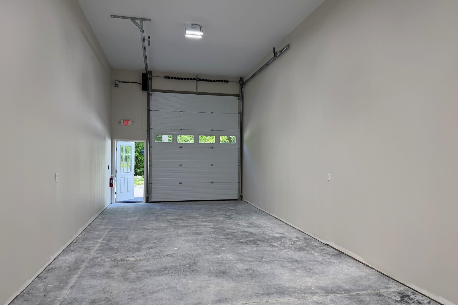 2685 Lake Shore Road Unit: 11