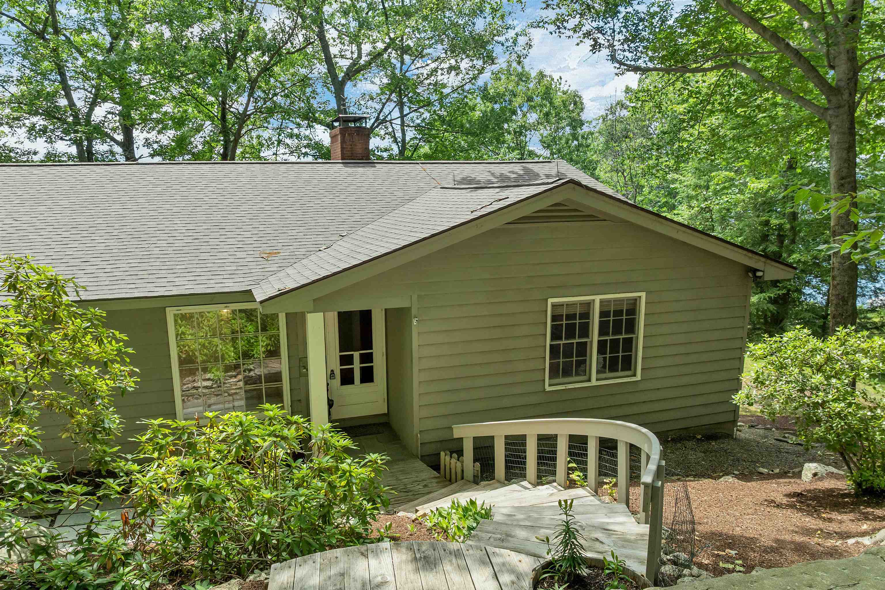 188 Edgewater Drive