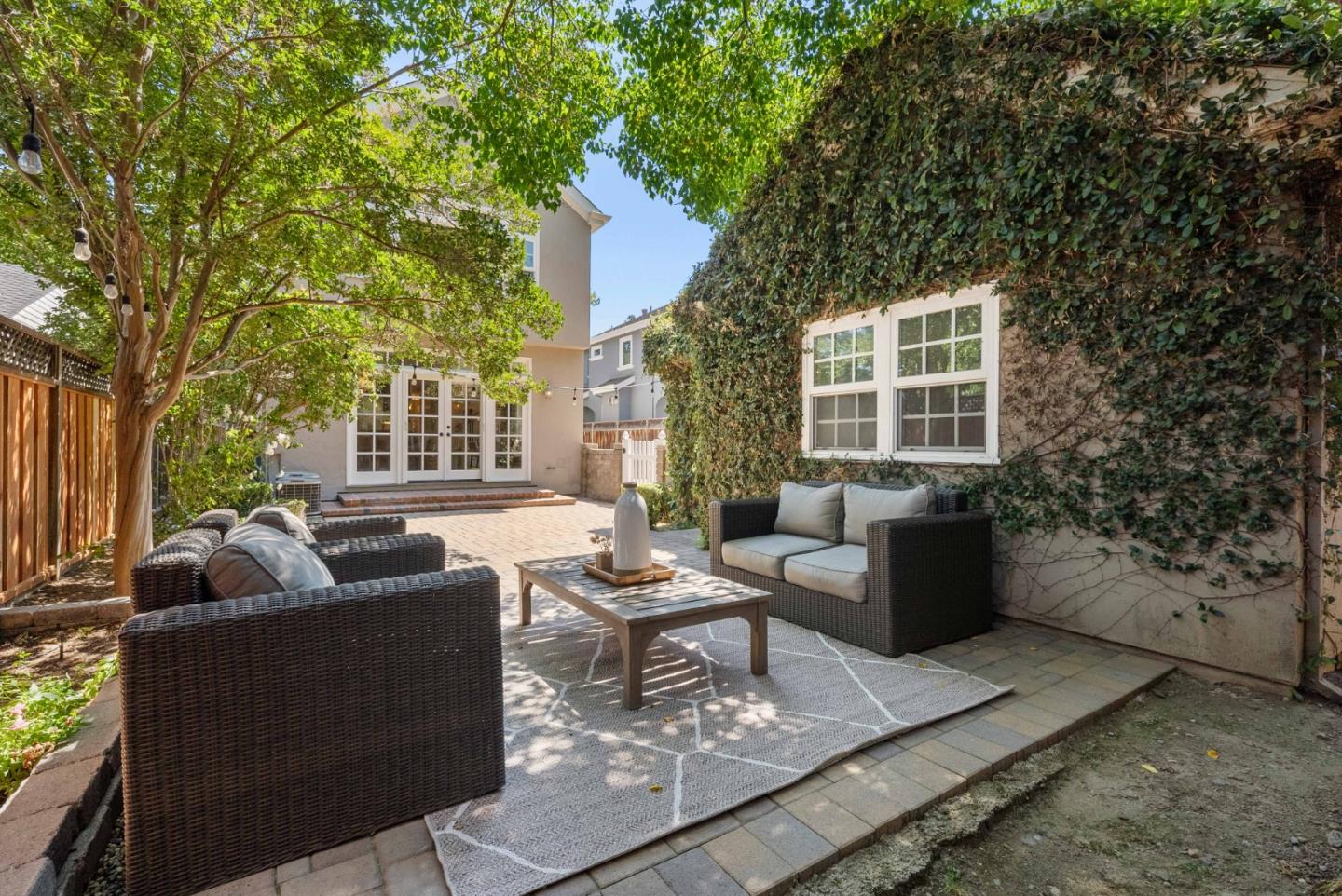 1209 Kotenberg AVE