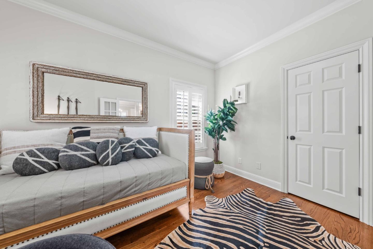 1209 Kotenberg AVE