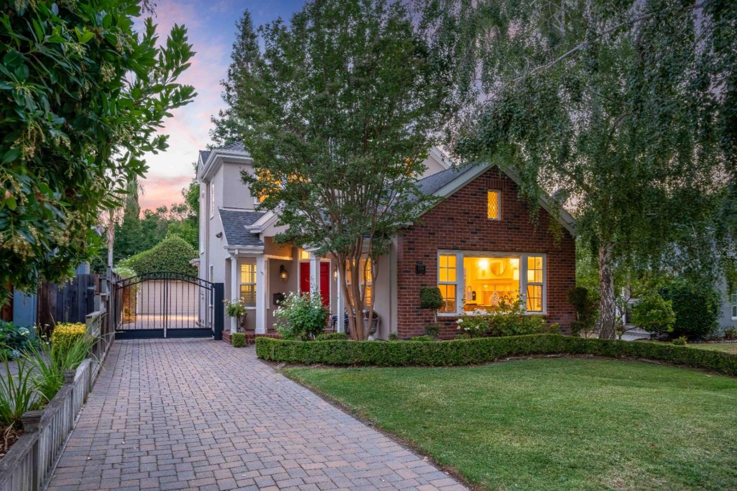 1209 Kotenberg AVE
