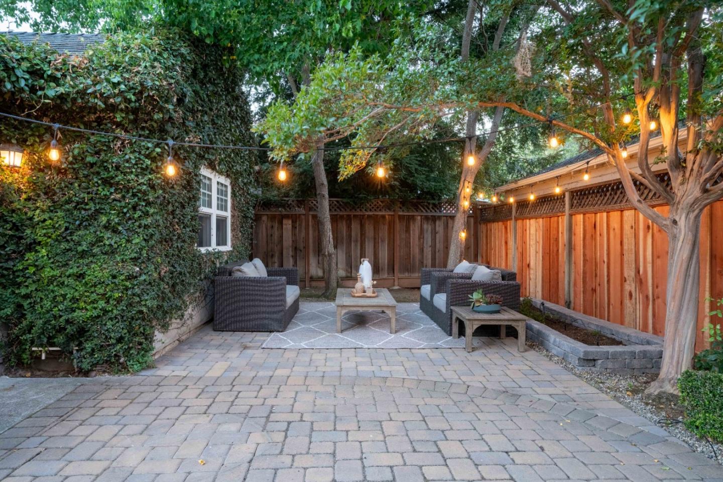 1209 Kotenberg AVE