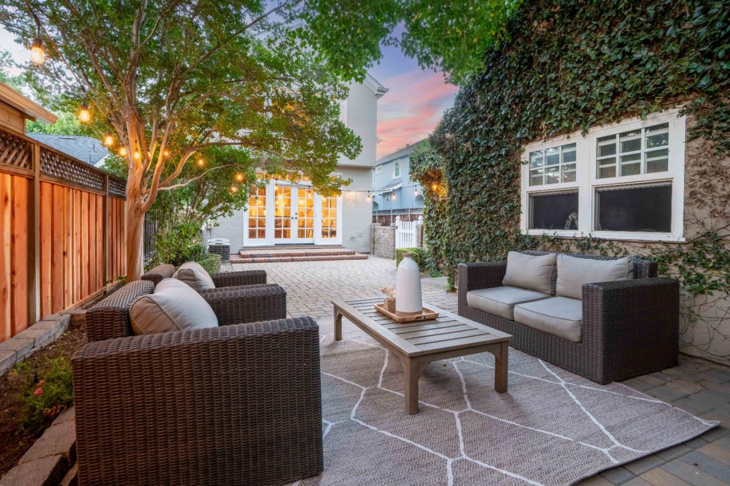 1209 Kotenberg AVE