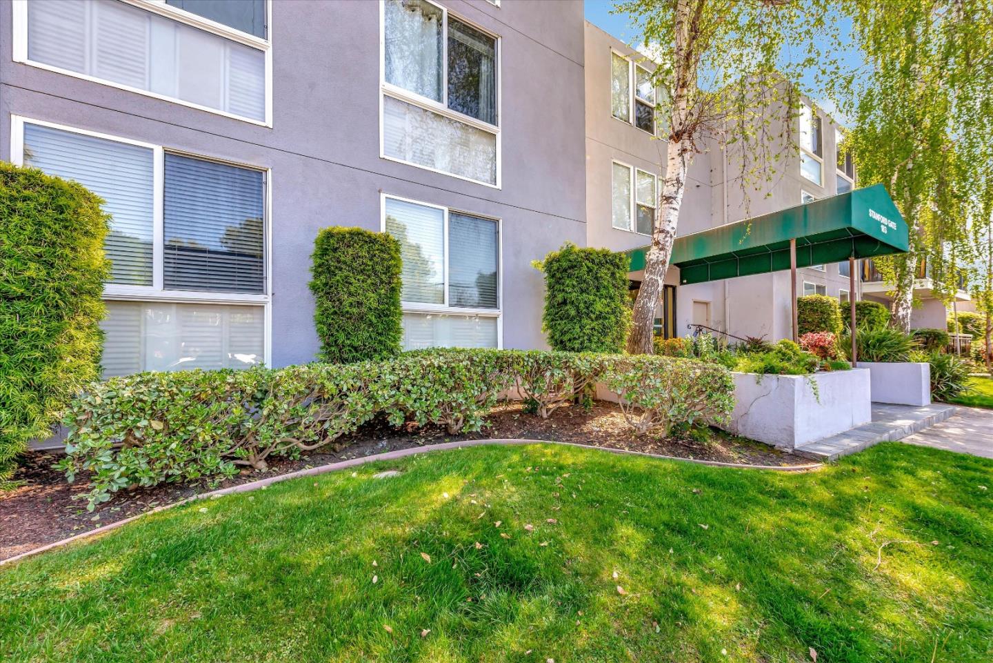 183 Del Medio AVE 304