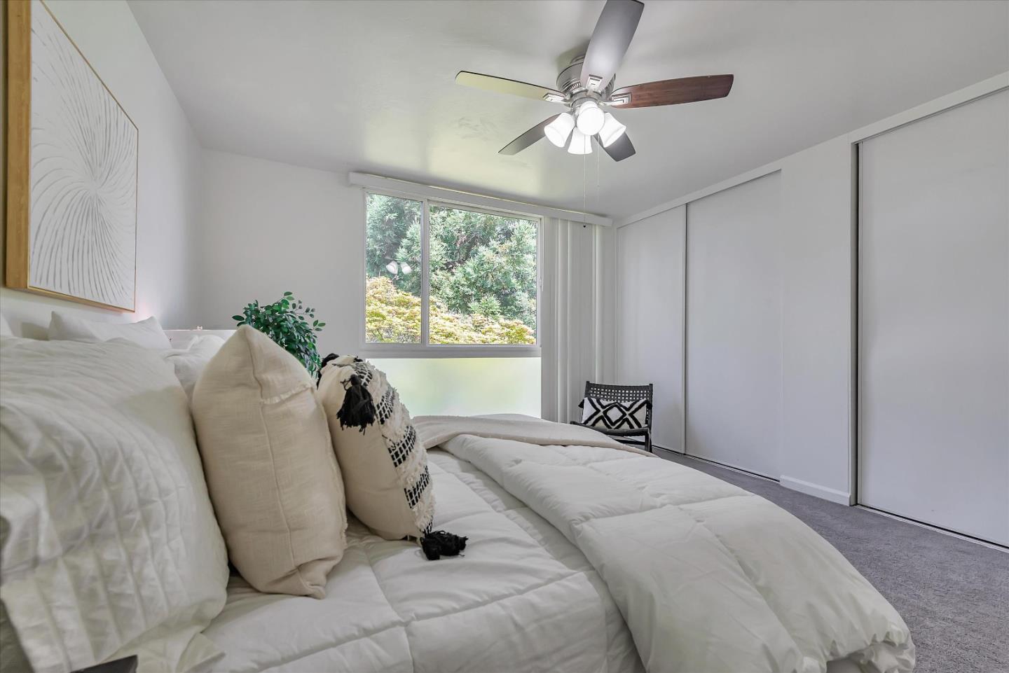 183 Del Medio AVE 304