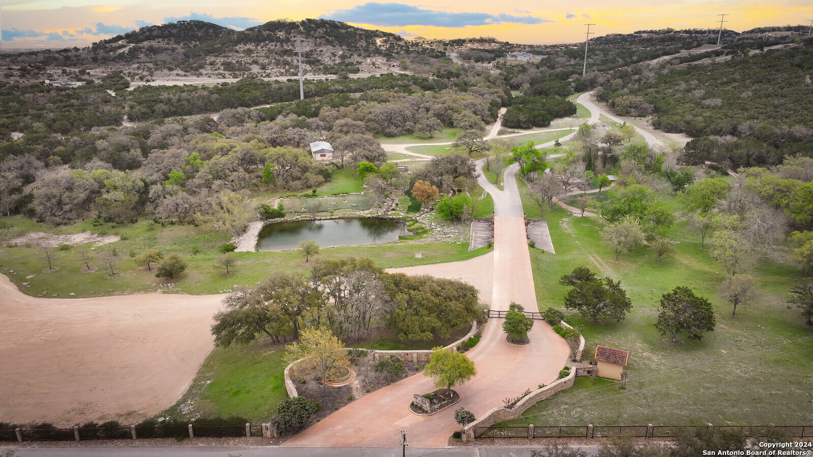 138 Estancia Ln